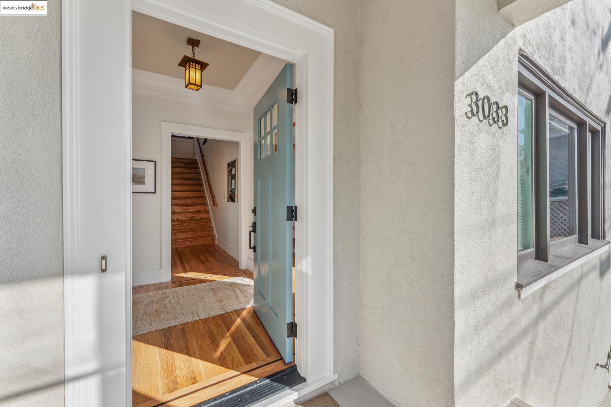 3033 Regent St