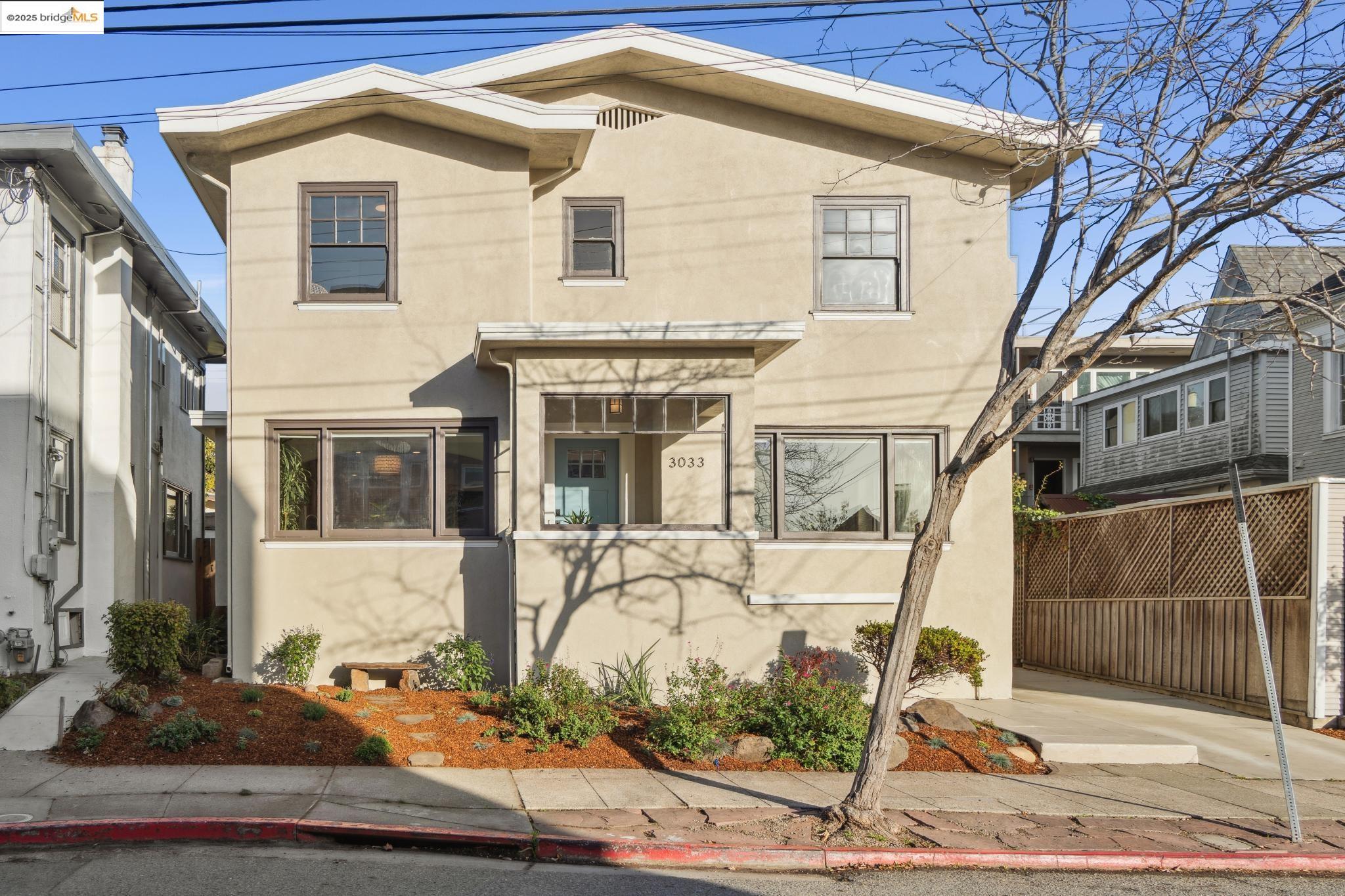 3033 Regent St