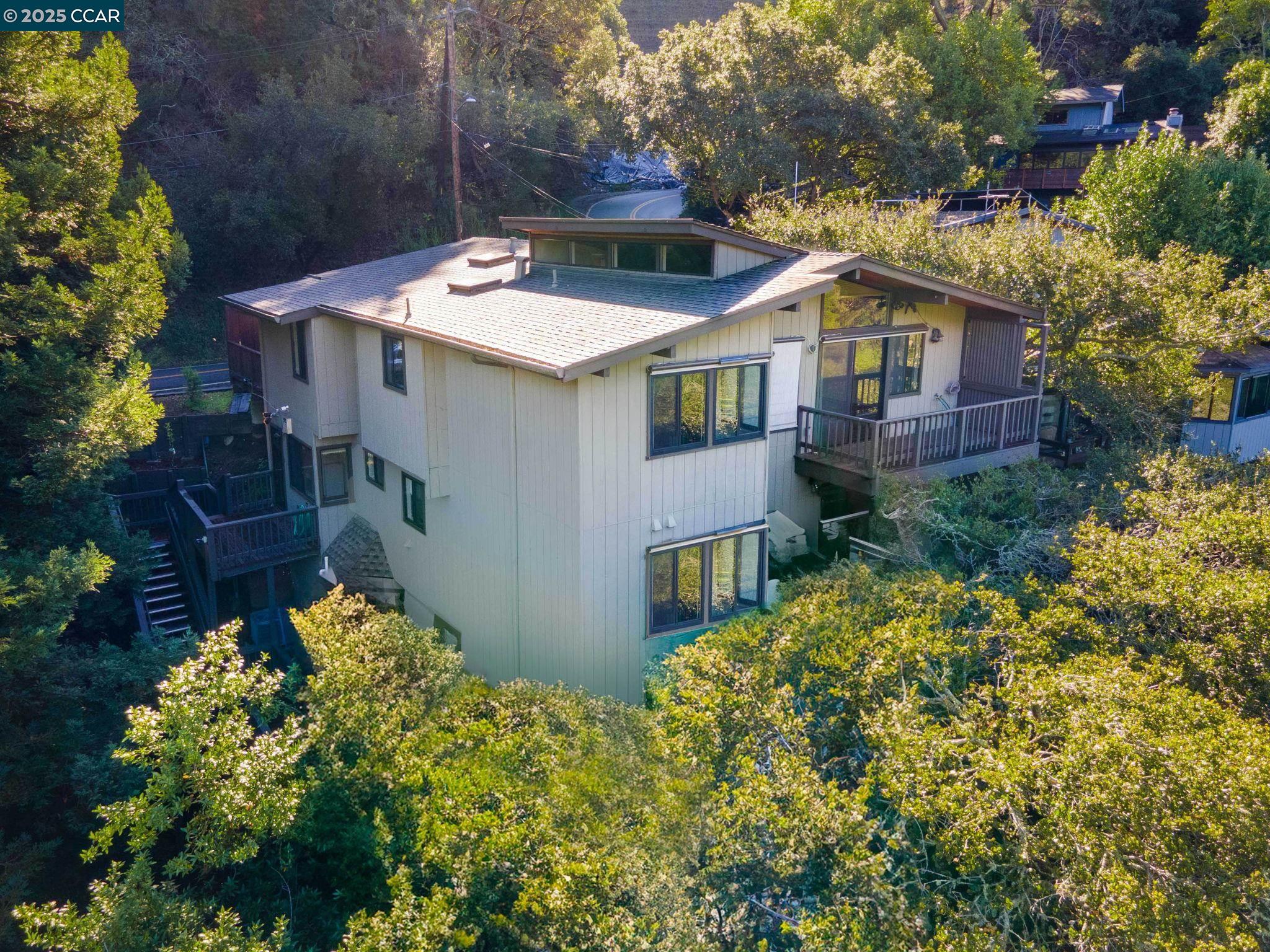 1383 Alvarado Rd