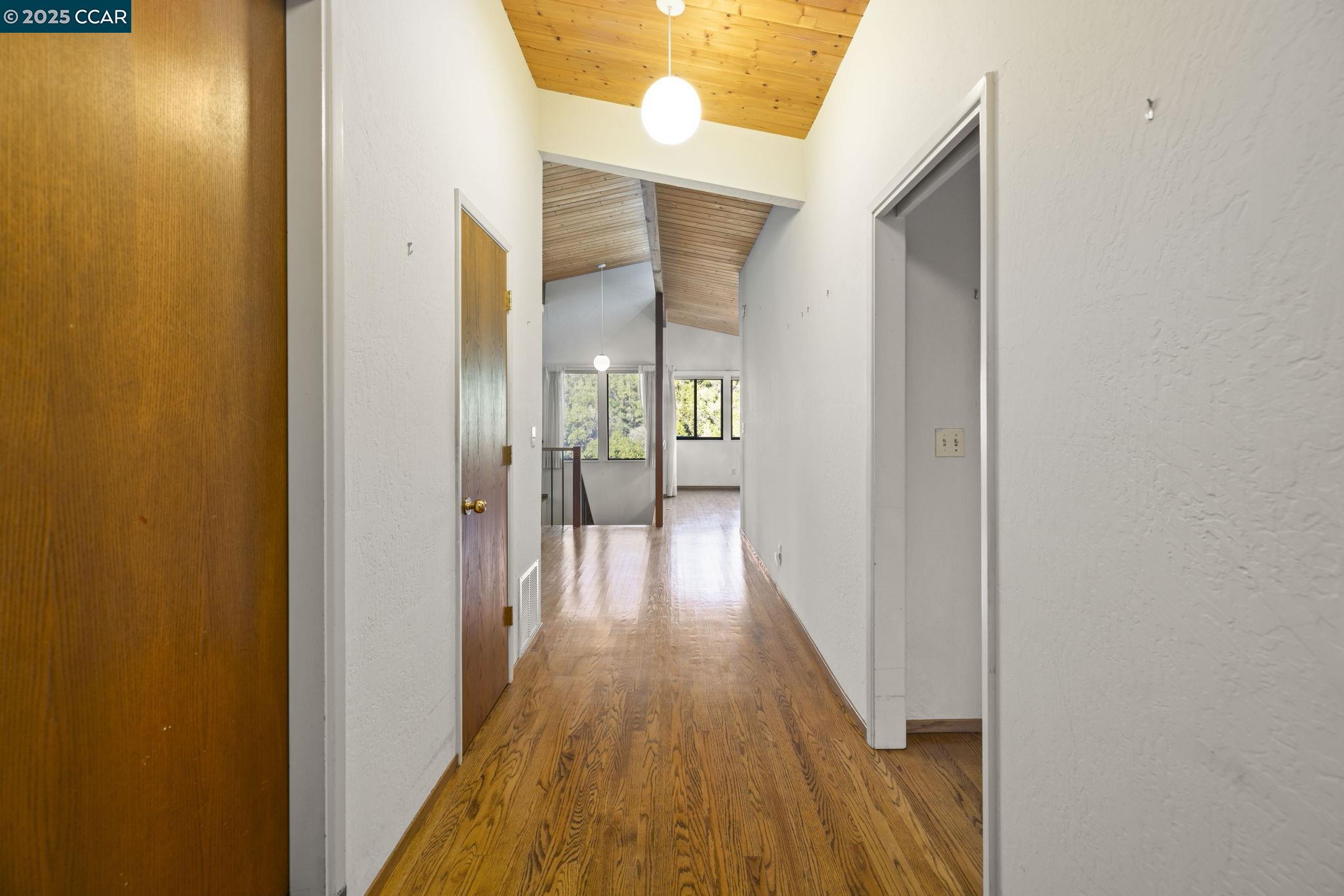 1383 Alvarado Rd