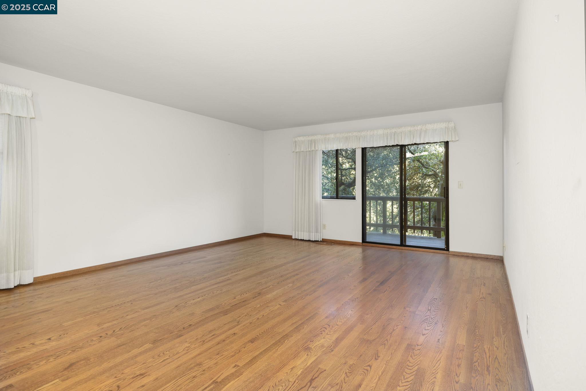 1383 Alvarado Rd
