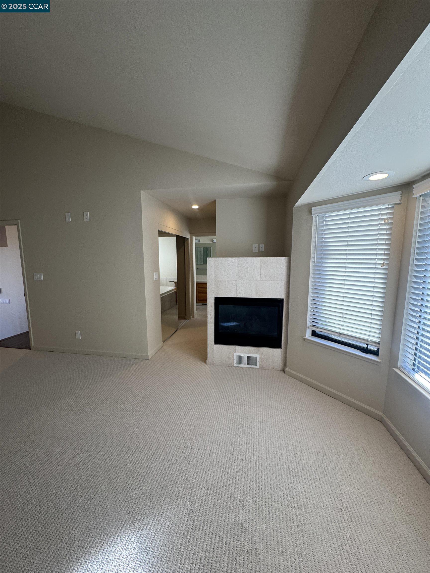 87 Starview Dr