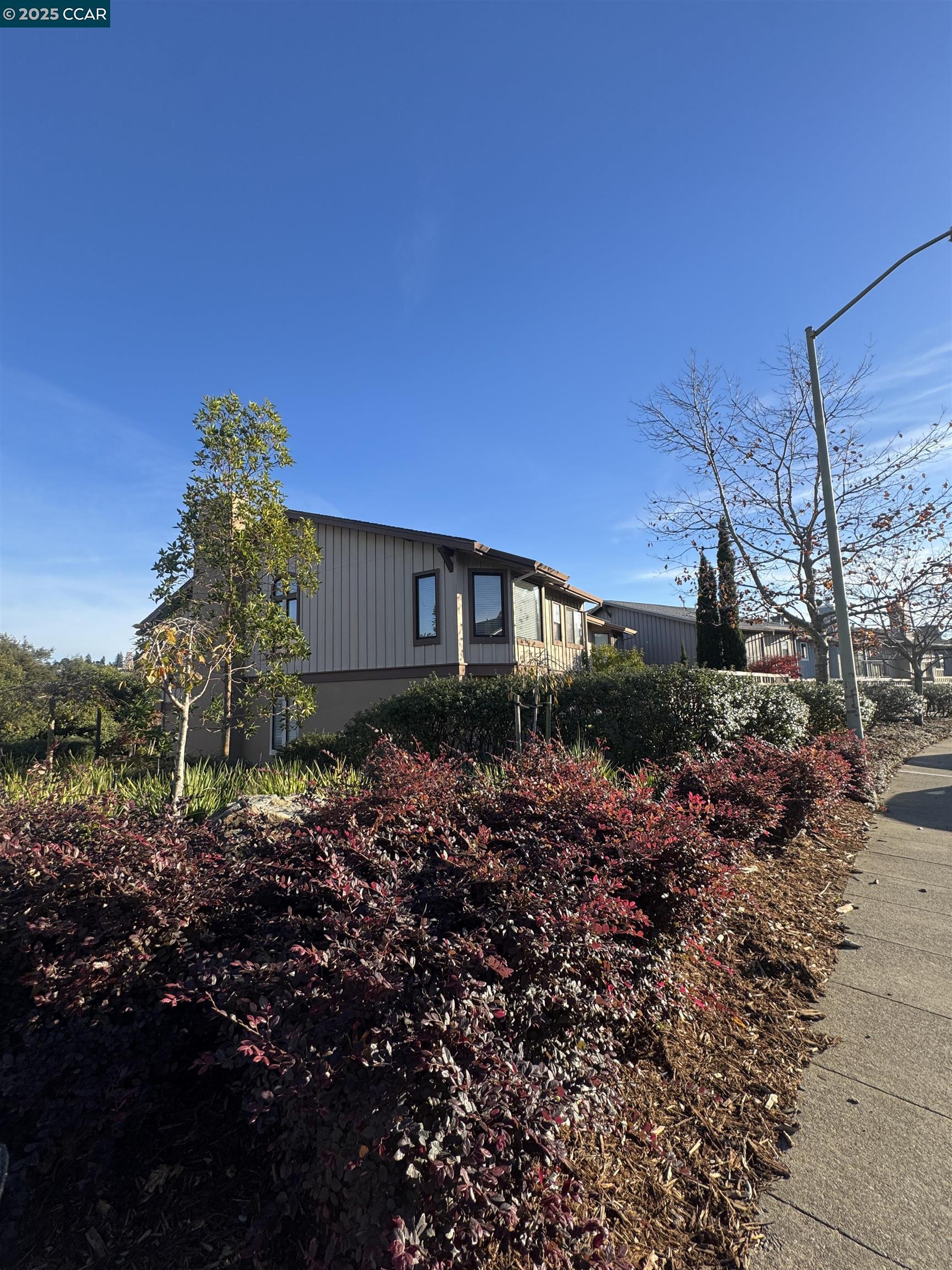87 Starview Dr