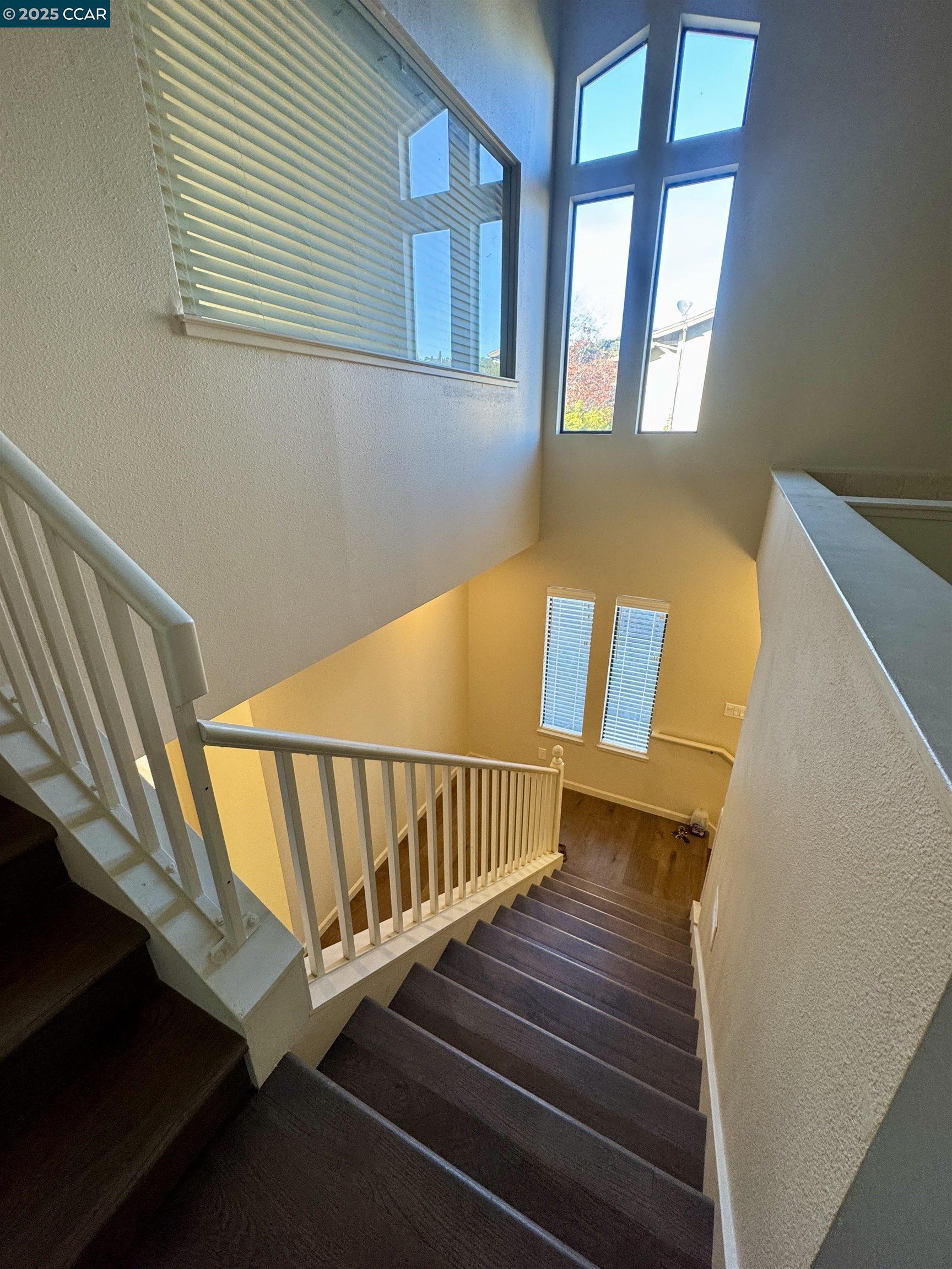 87 Starview Dr