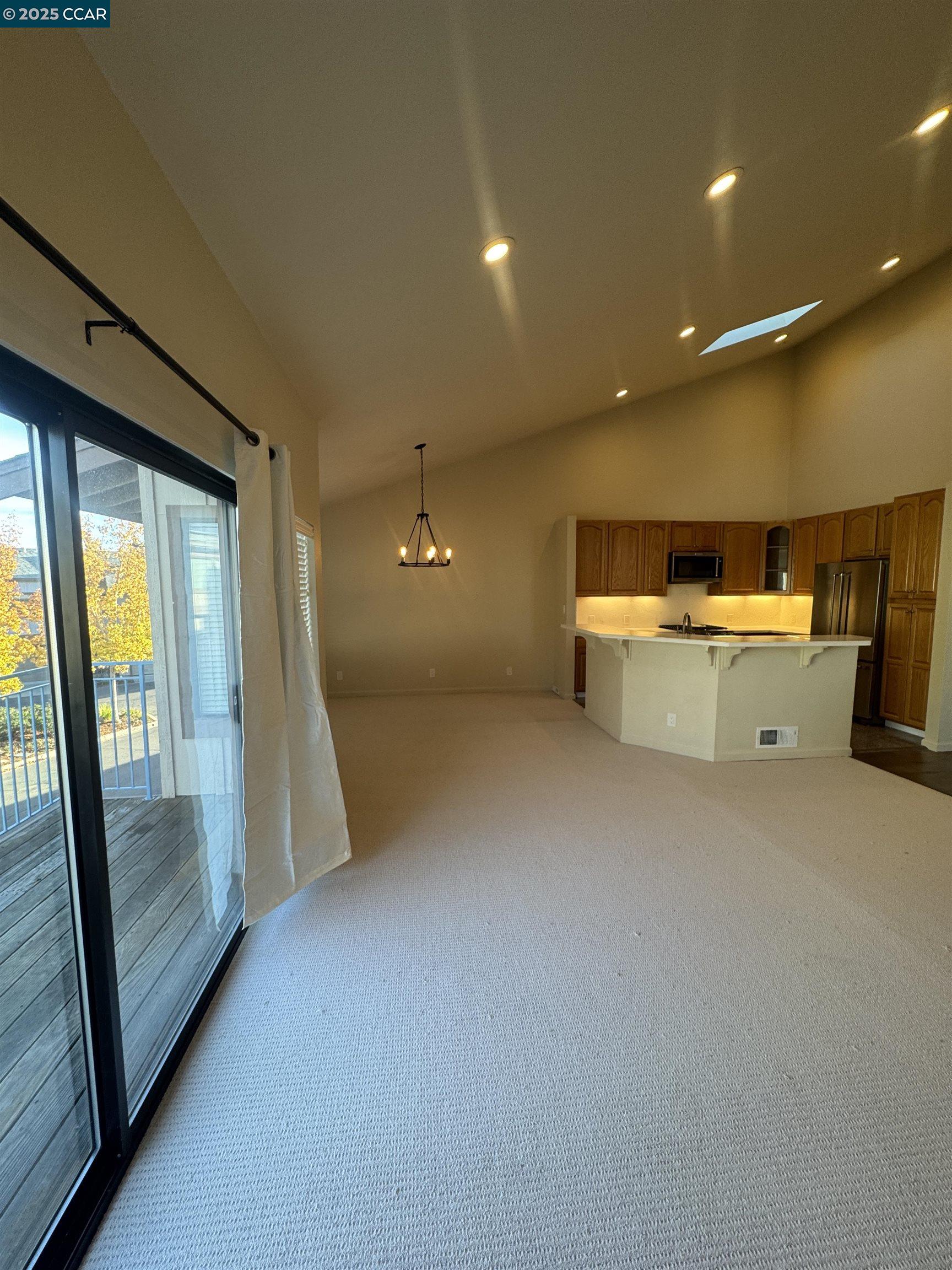 87 Starview Dr