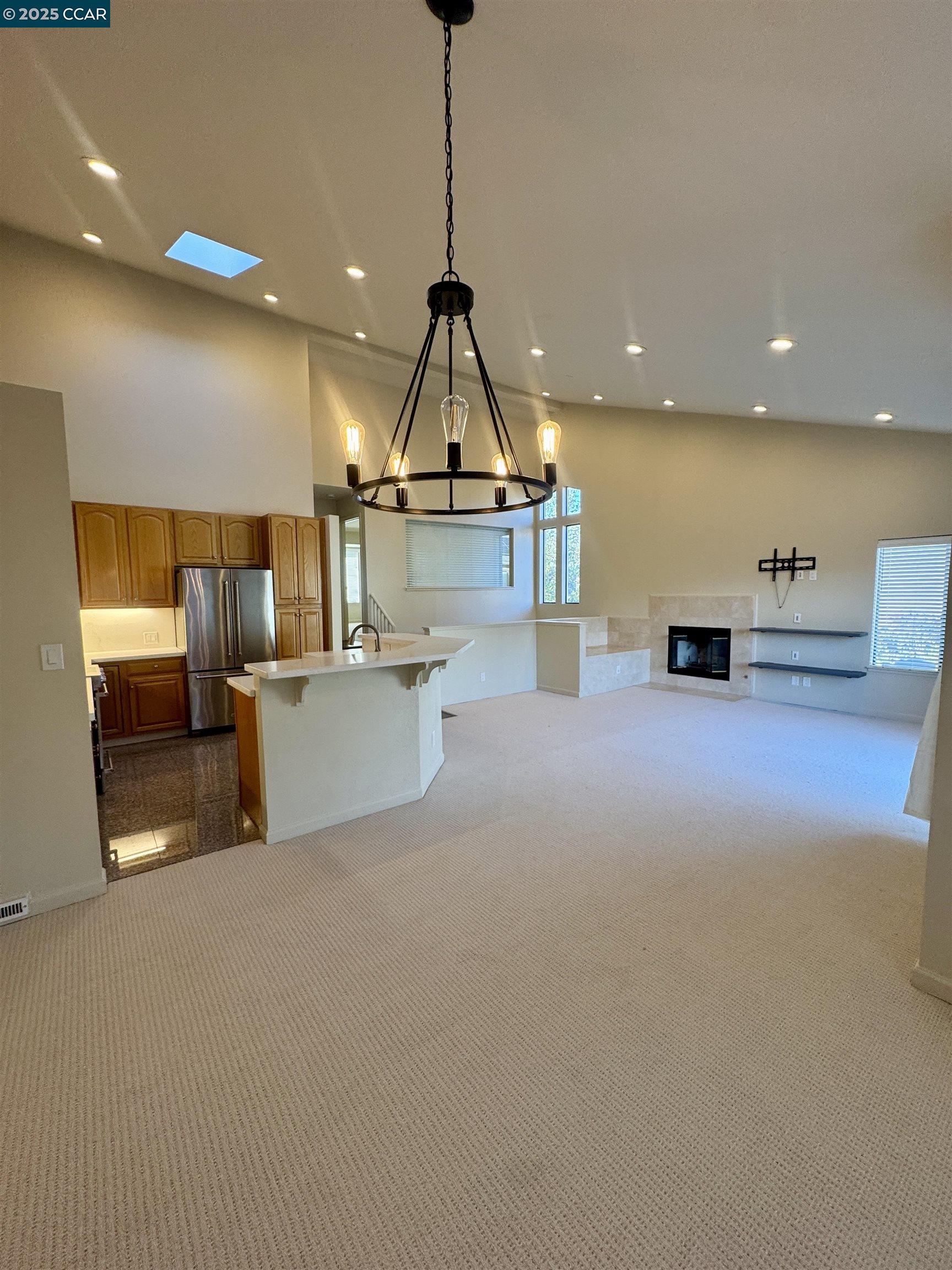 87 Starview Dr