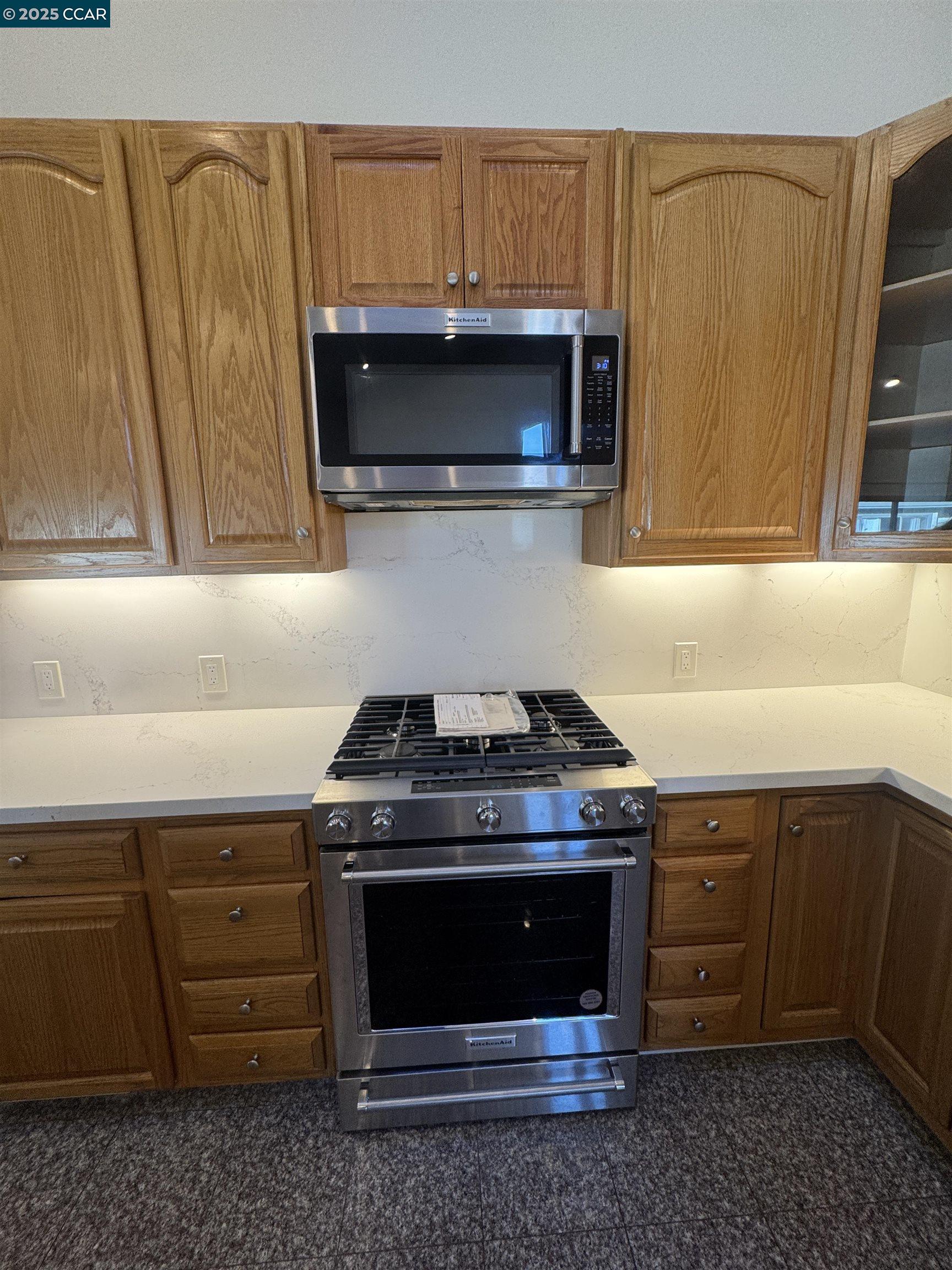 87 Starview Dr