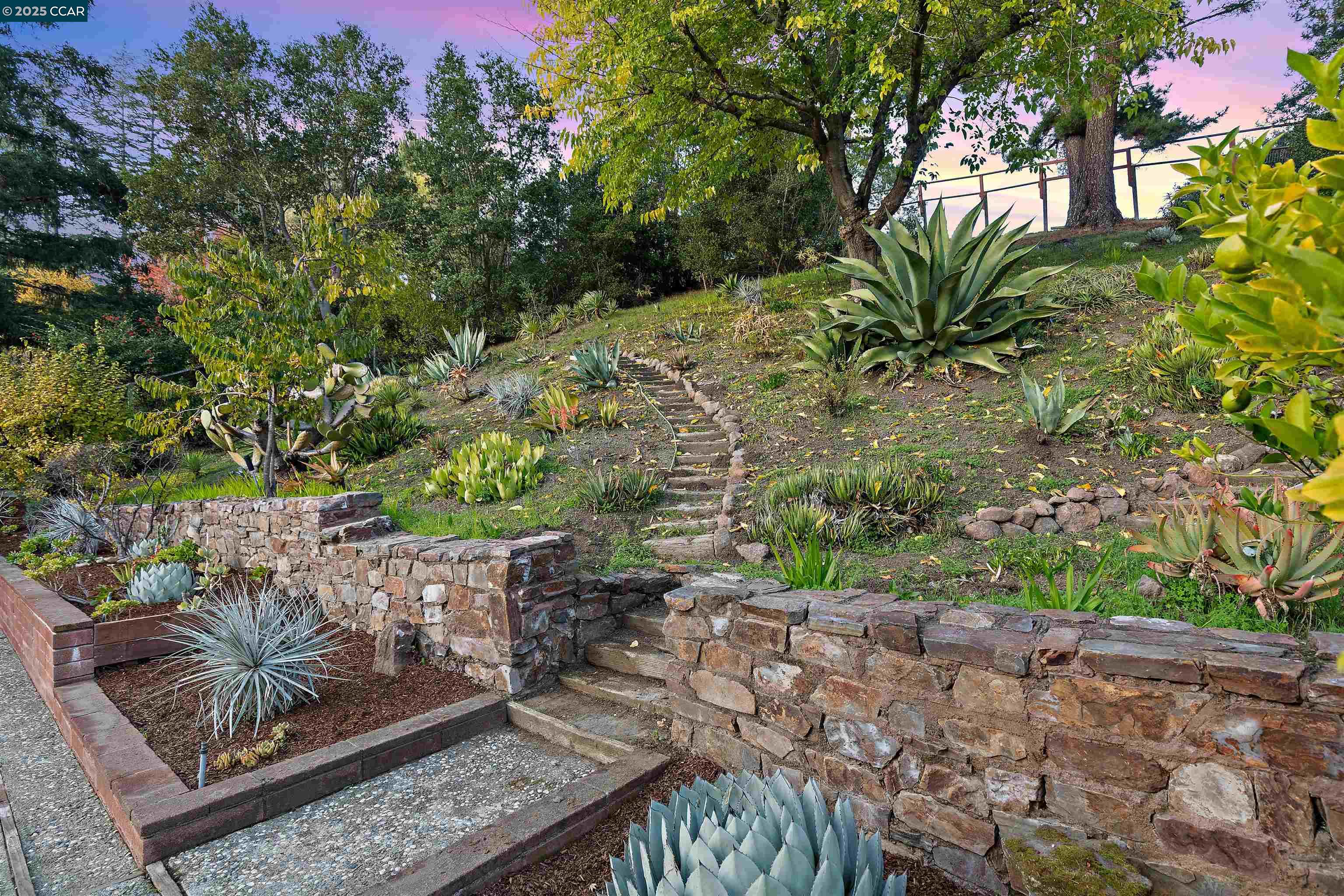 34 Ashbrook Pl