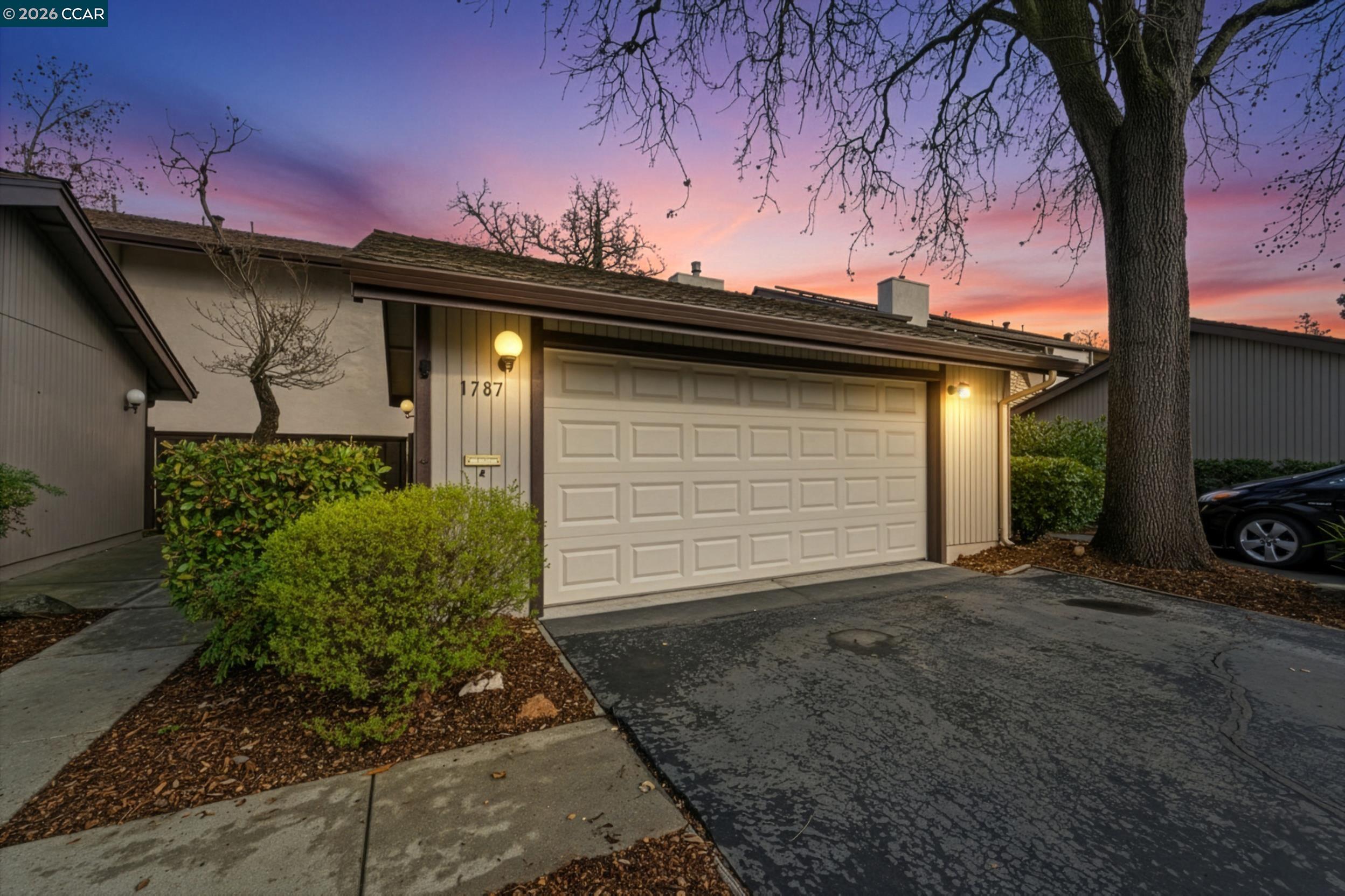 1787 Candelero Ct