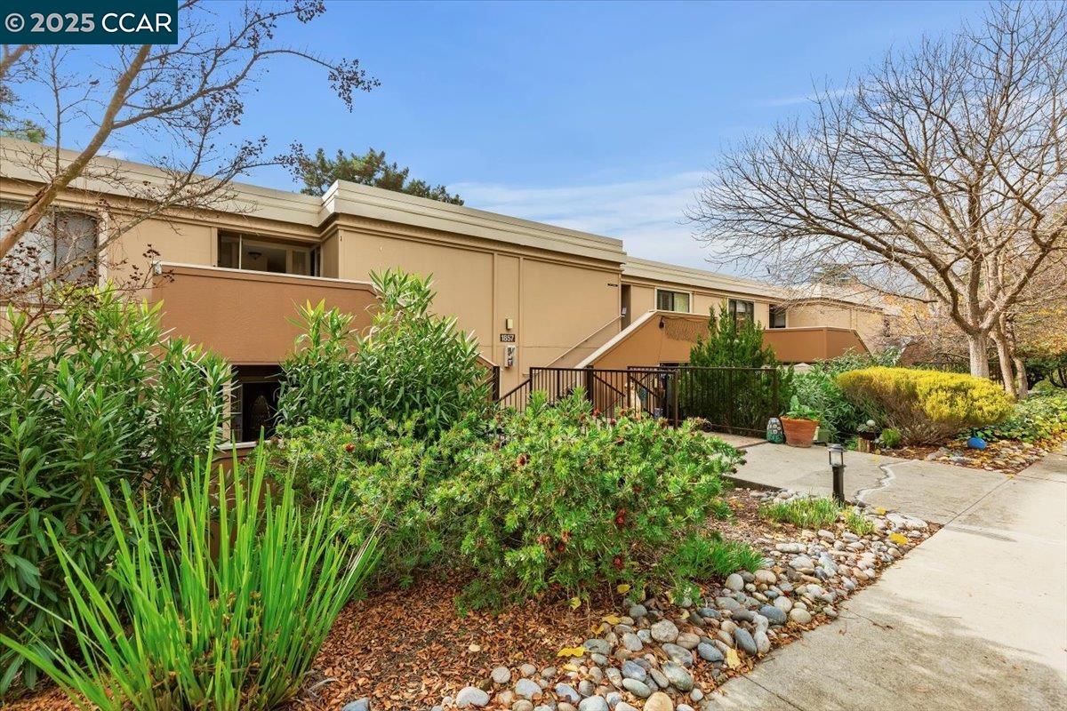 1857 Golden Rain Rd Unit 2