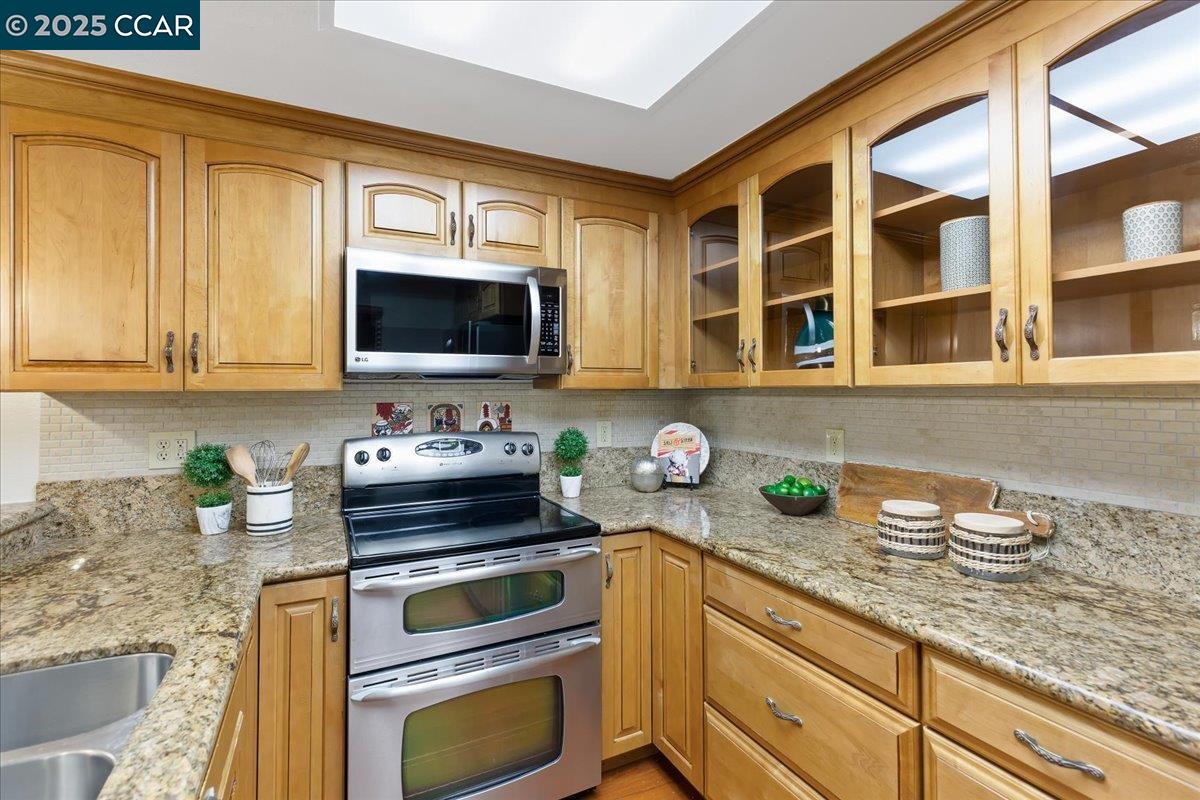 1857 Golden Rain Rd Unit 2
