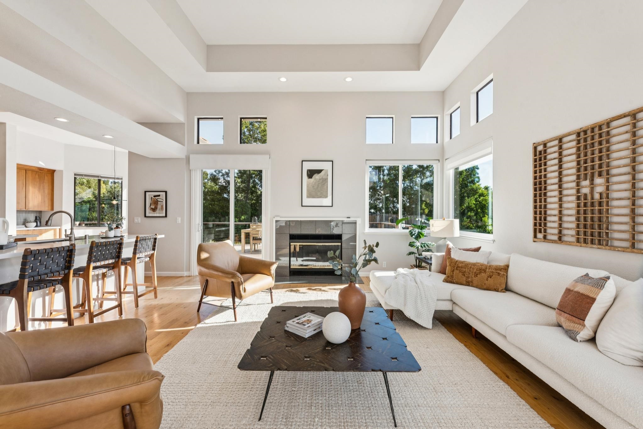 5121 Pinecrest Dr
