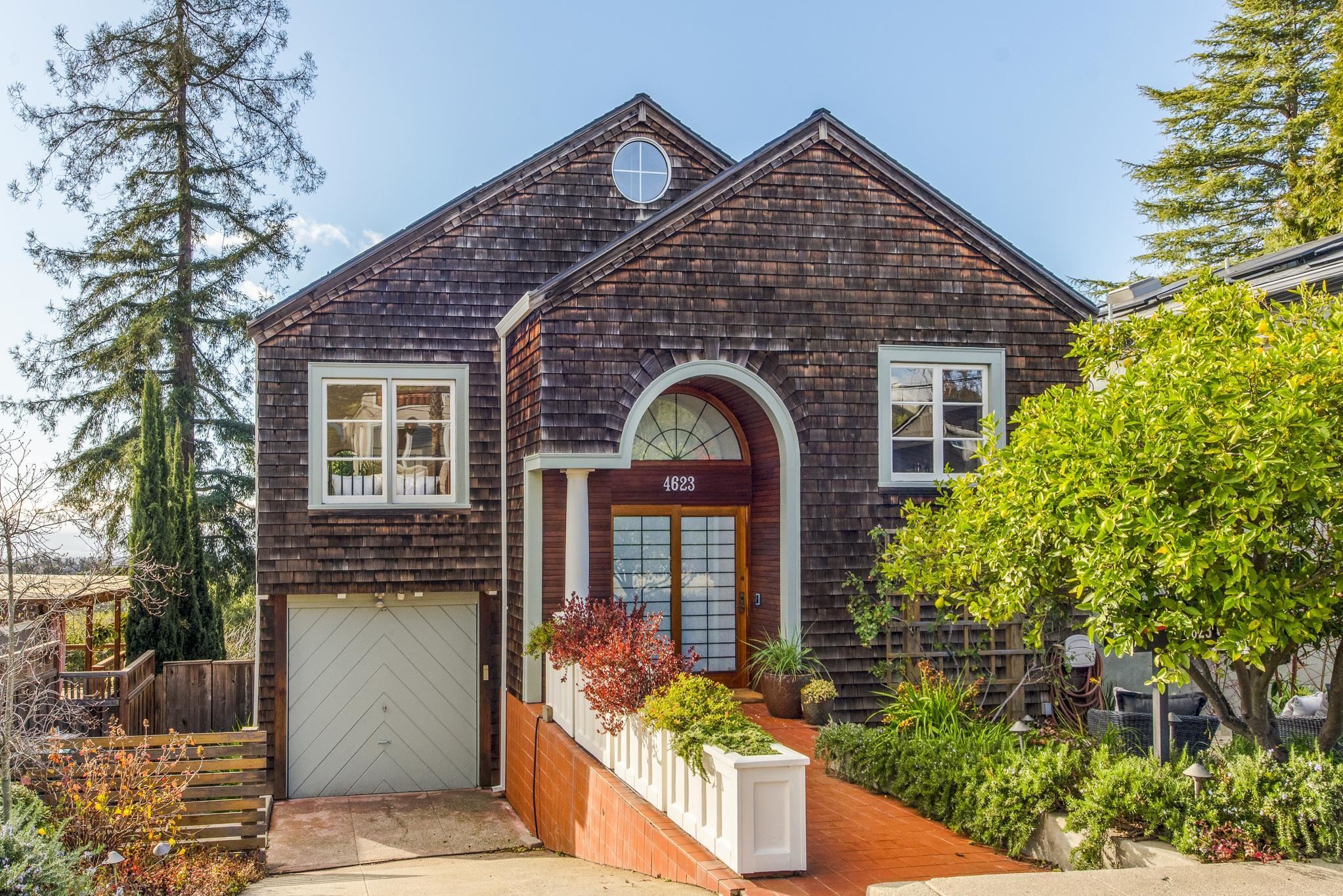 4623 Davenport Ave