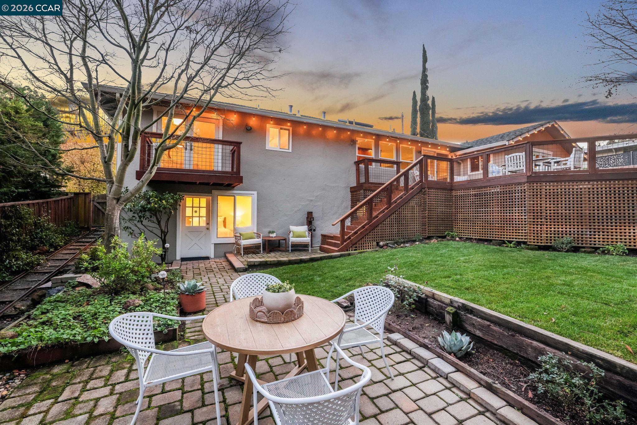 3326 Walnut Lane