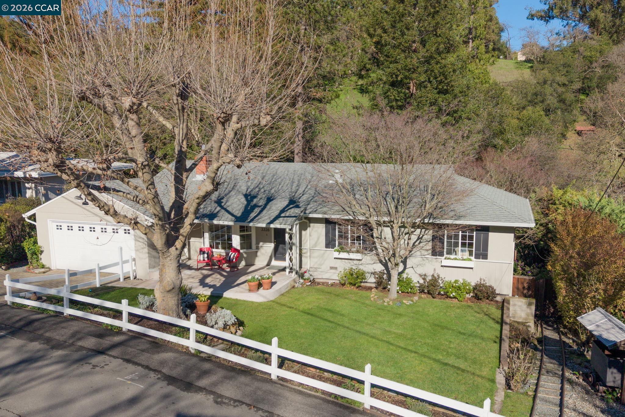 3326 Walnut Lane