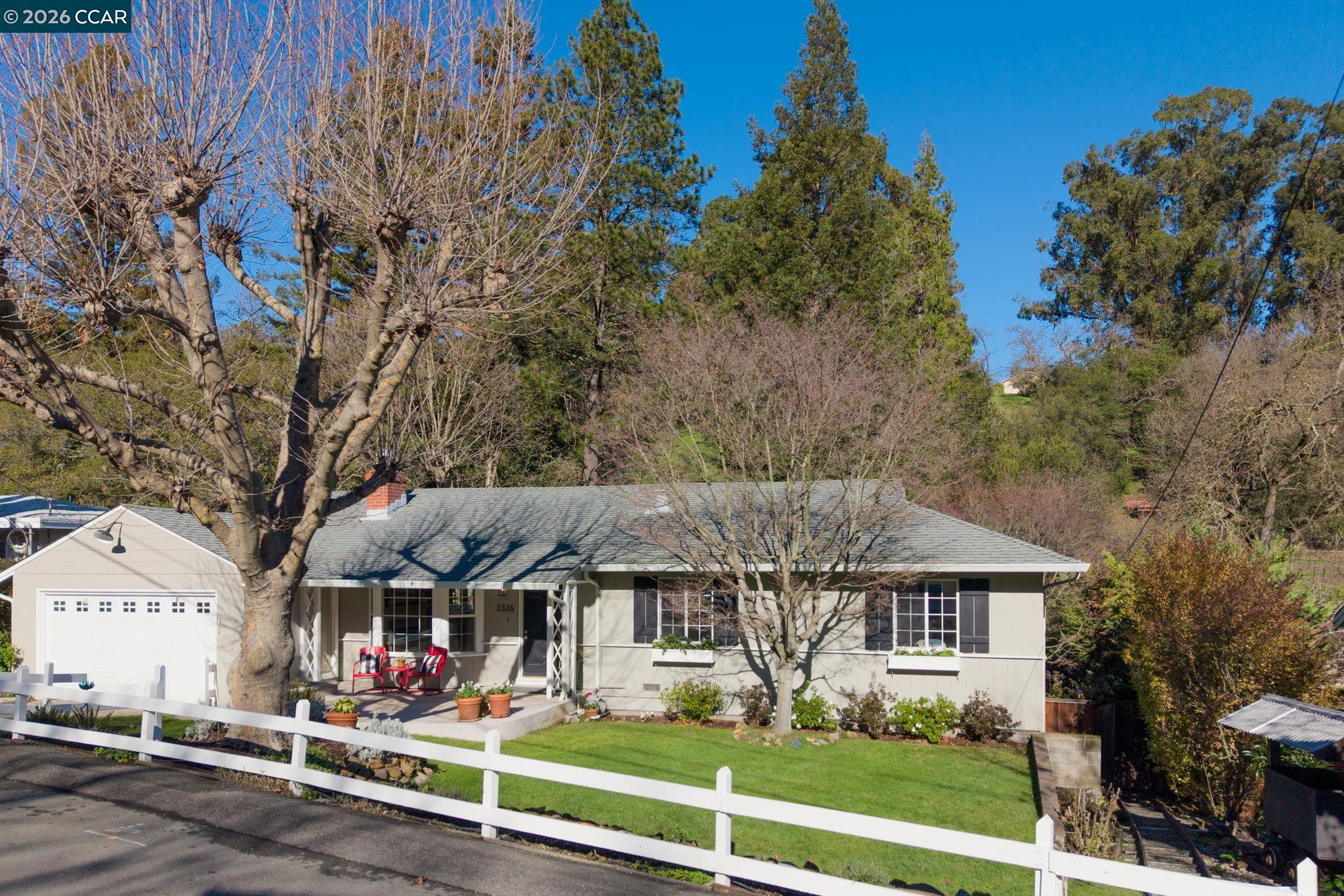 3326 Walnut Lane