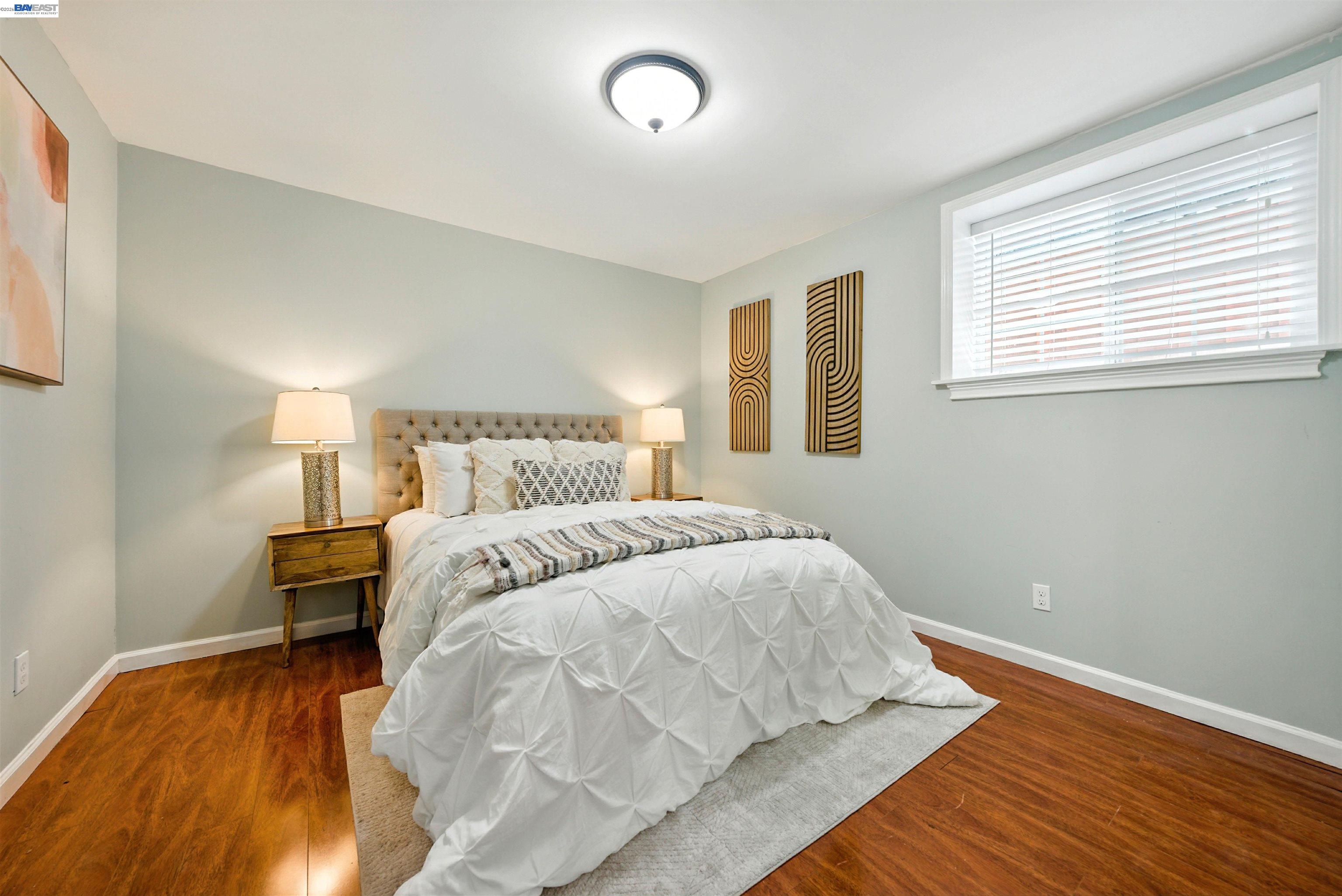 2539-2541 Grande Vista Ave