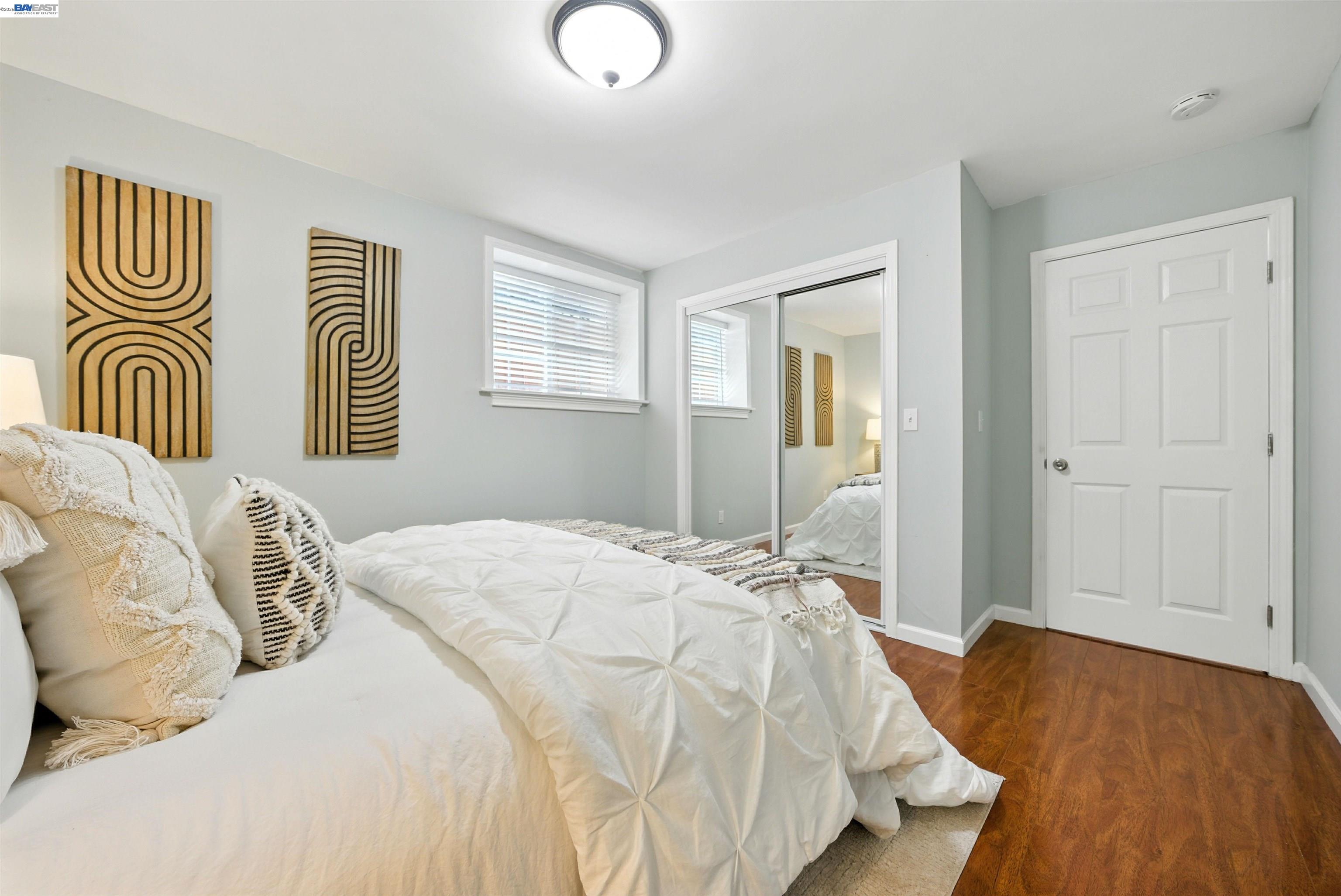 2539-2541 Grande Vista Ave
