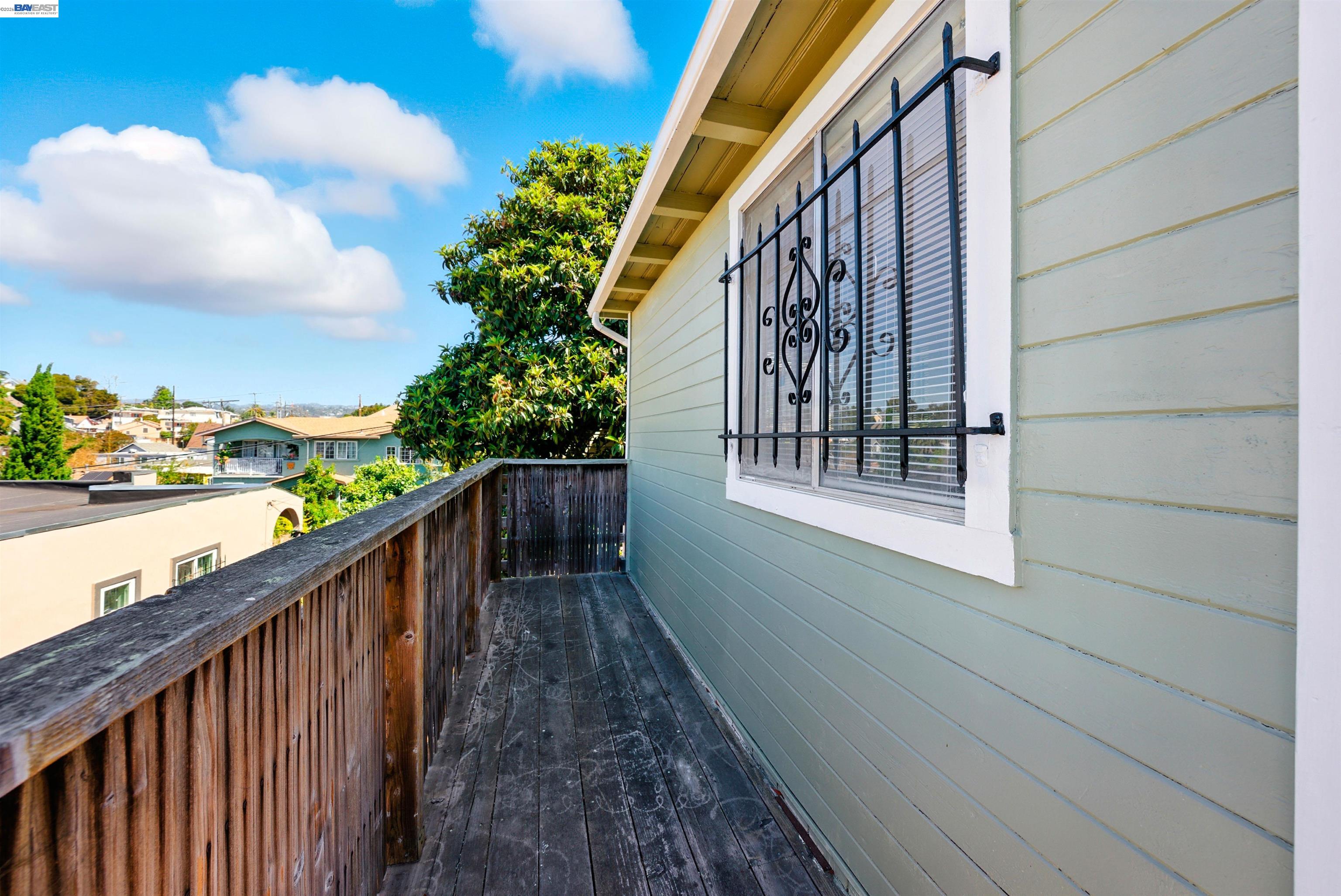 2539-2541 Grande Vista Ave