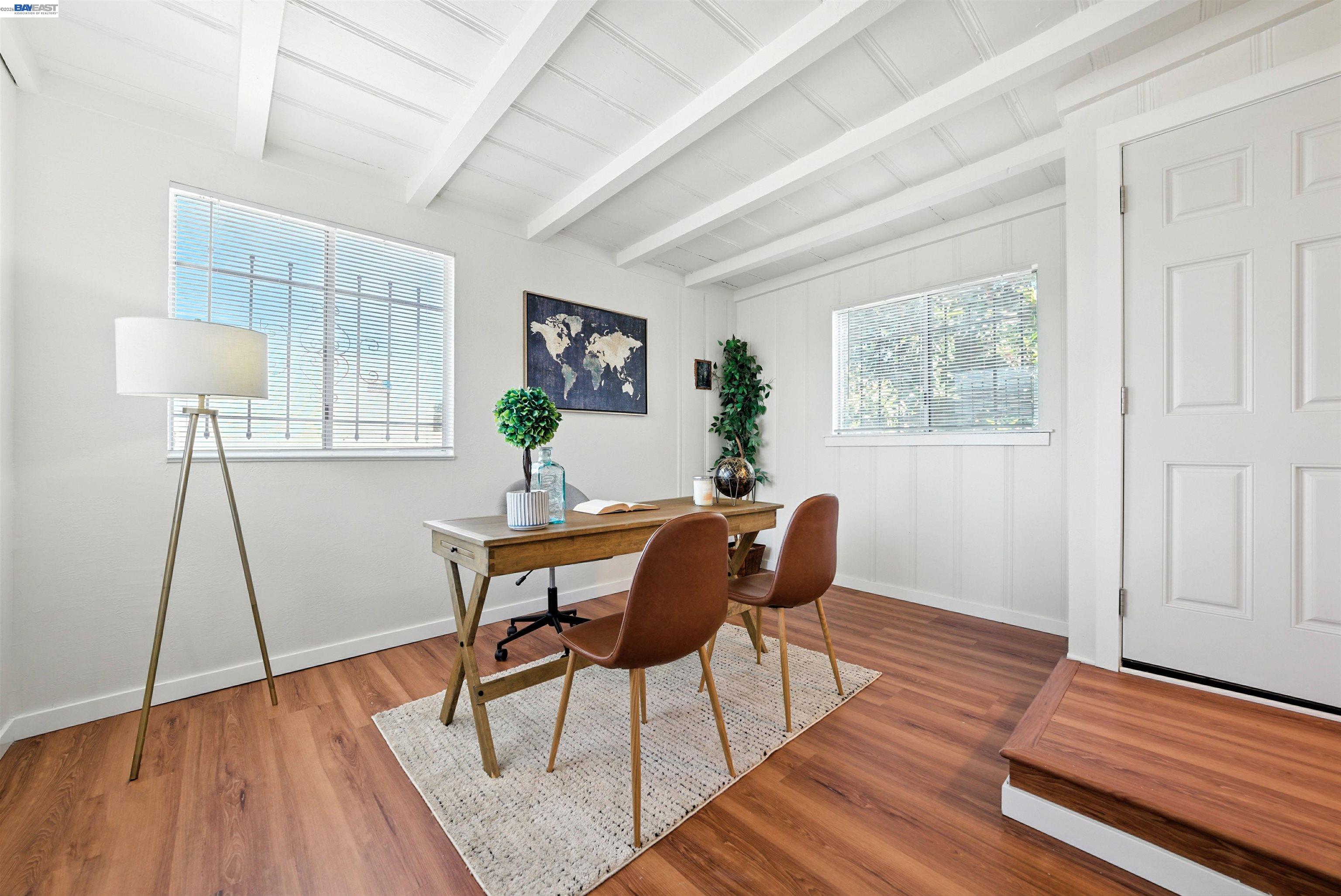 2539-2541 Grande Vista Ave