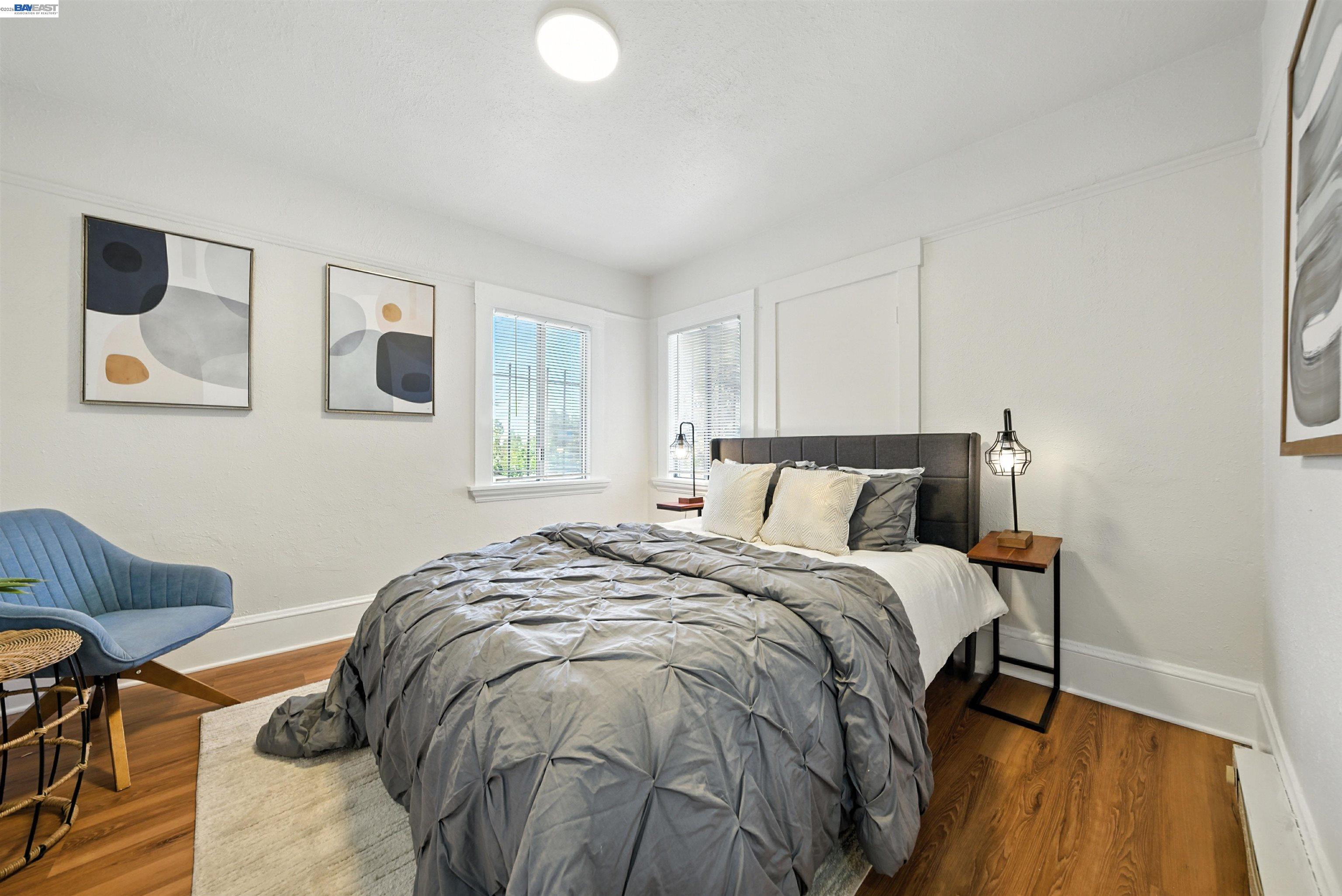 2539-2541 Grande Vista Ave