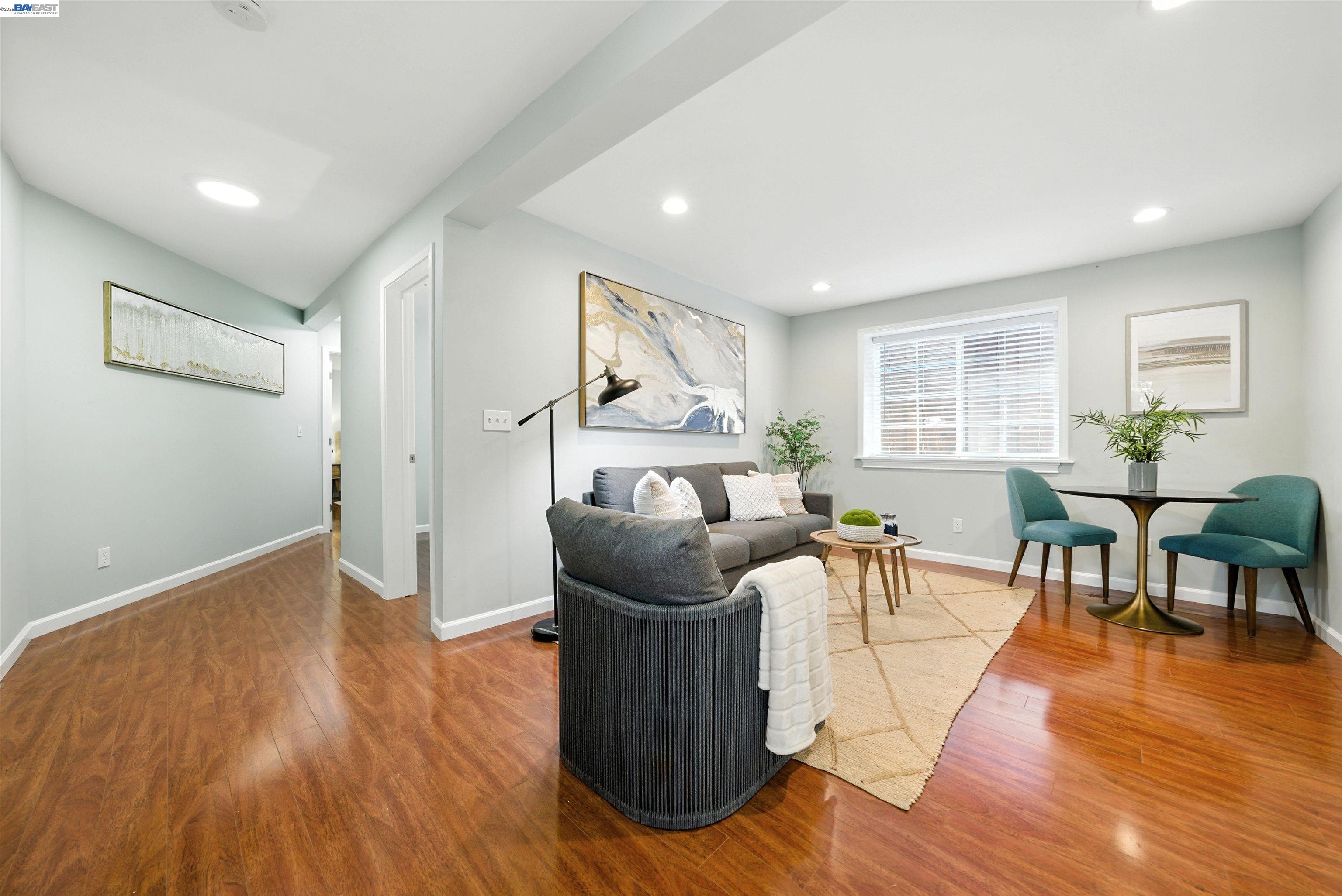 2539-2541 Grande Vista Ave