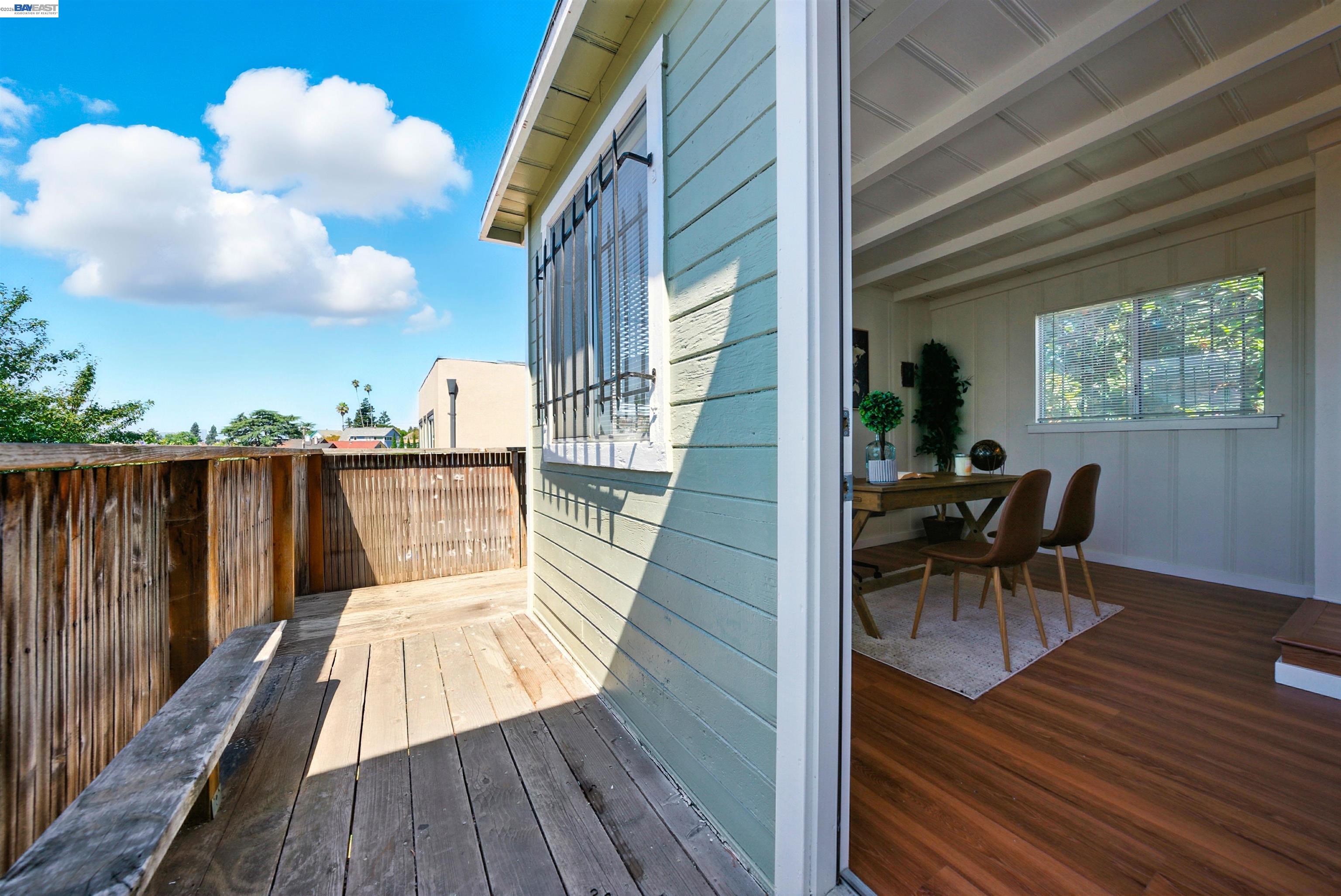 2539-2541 Grande Vista Ave
