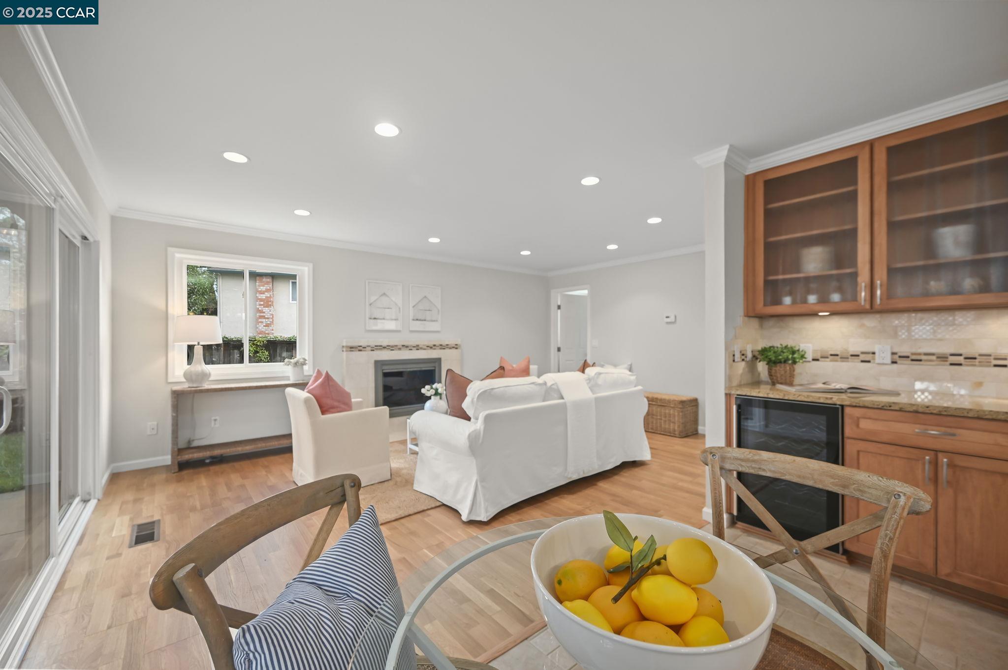 128 Pebble Pl