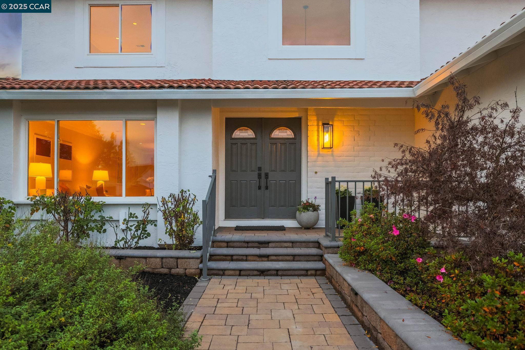128 Pebble Pl