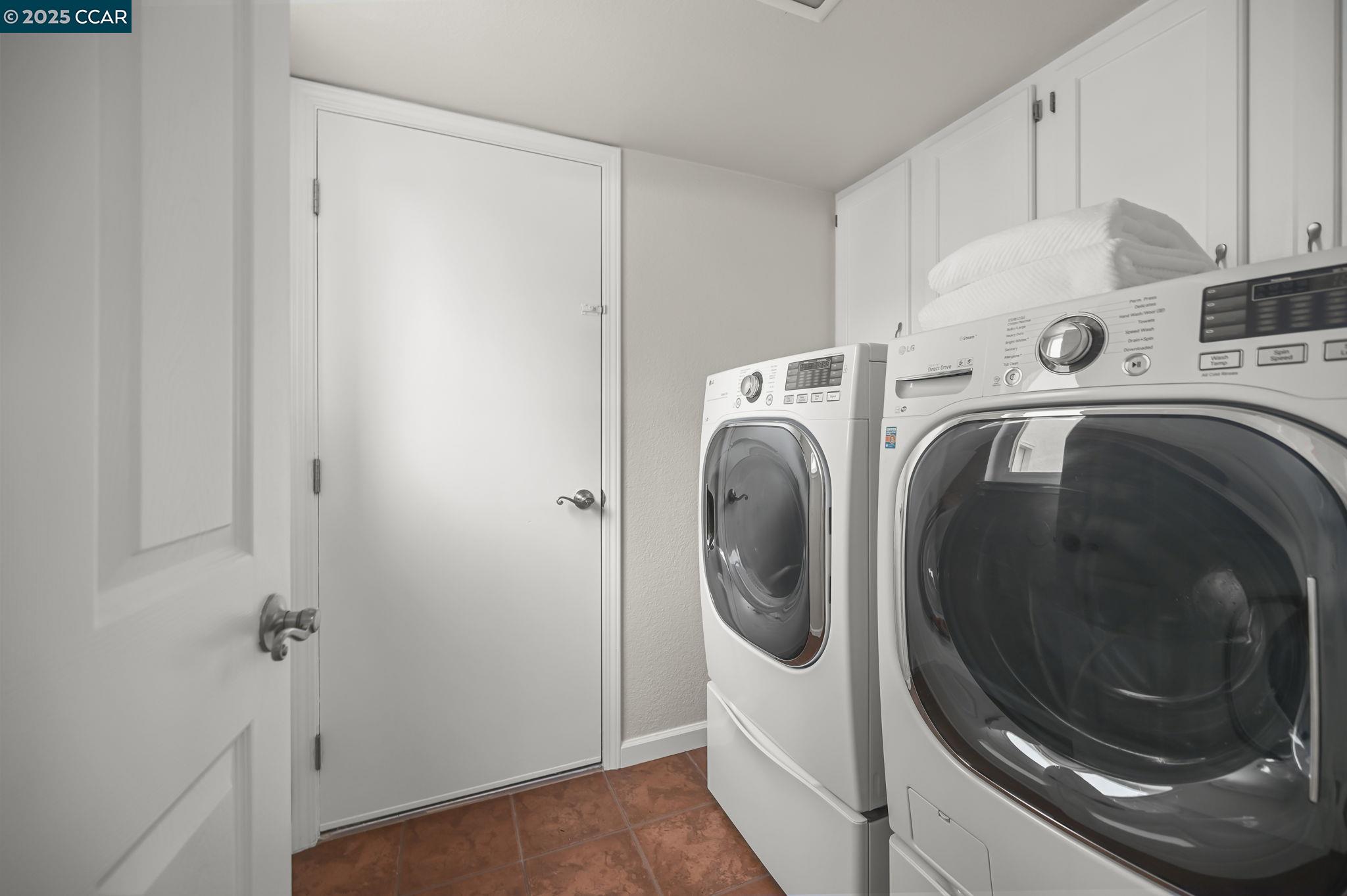 128 Pebble Pl