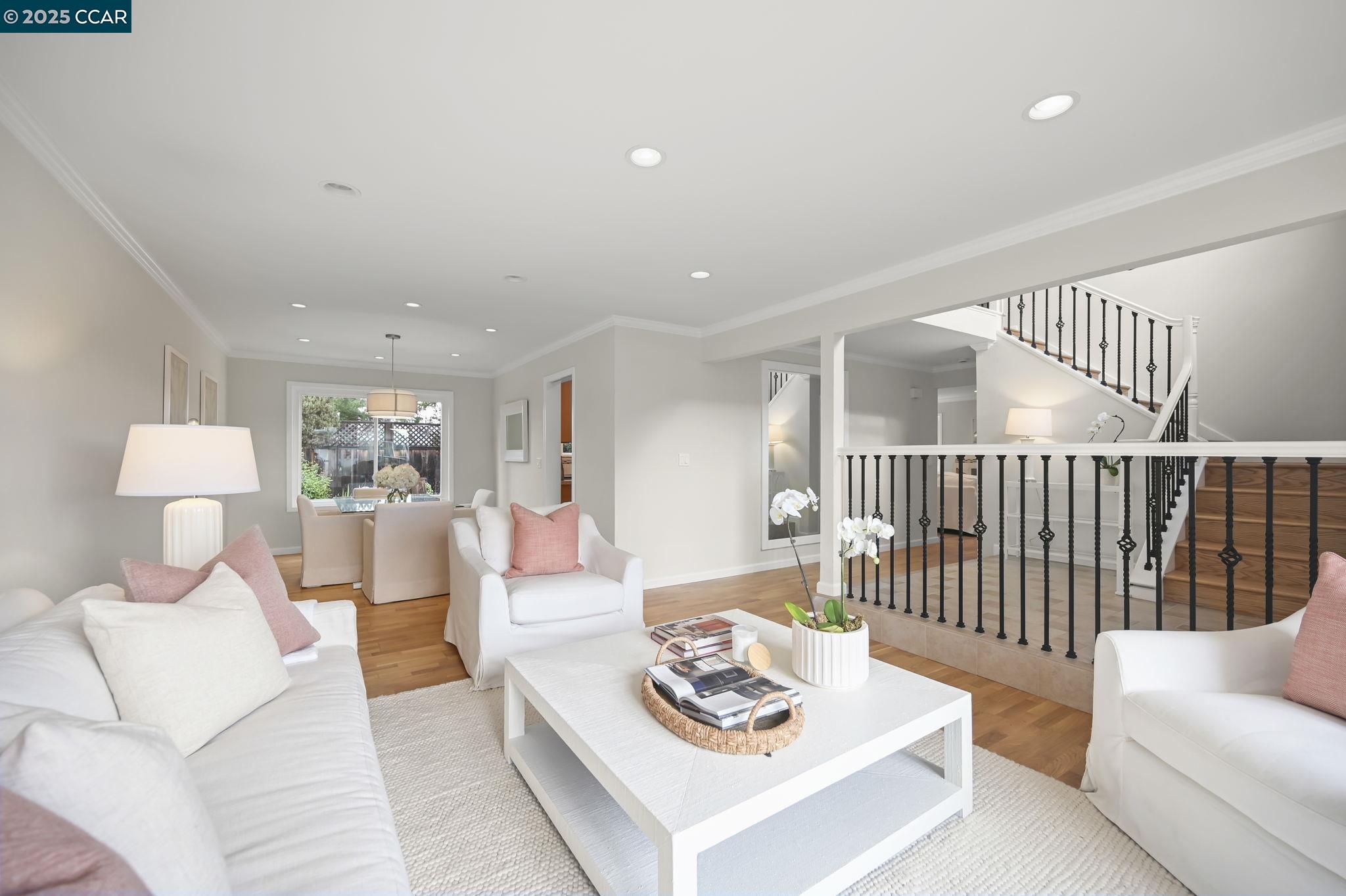 128 Pebble Pl