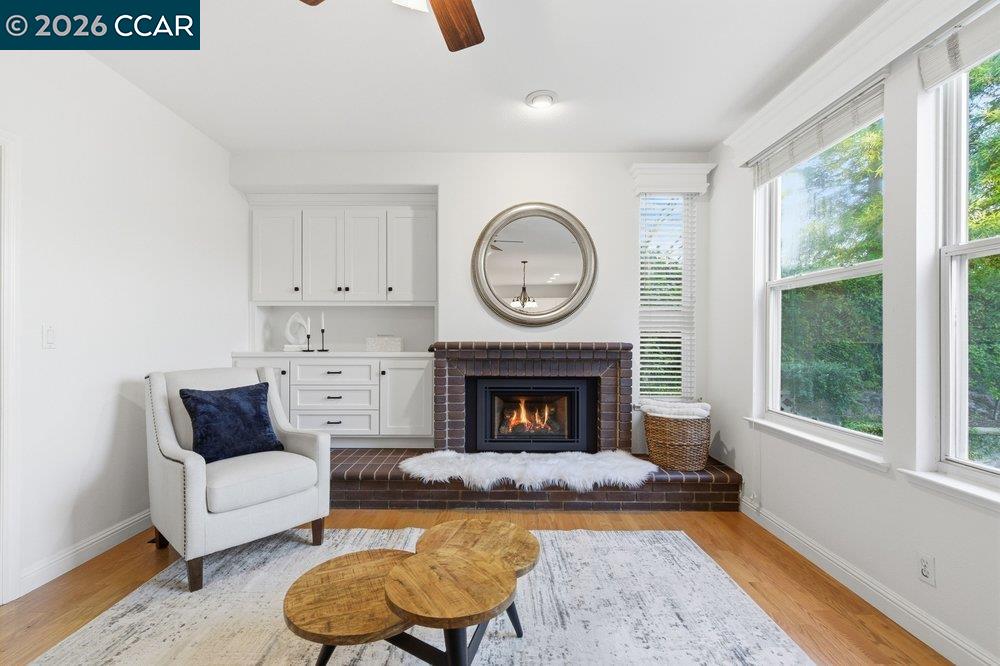 811 Vineyard Ct