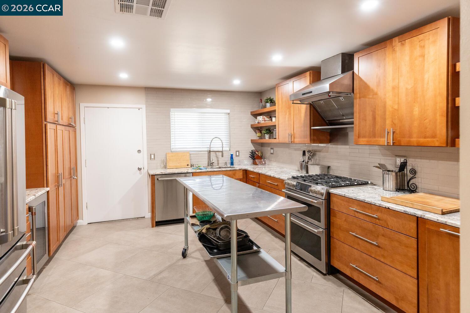 183 Miramonte Dr