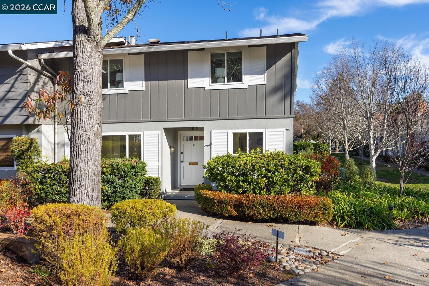 183 Miramonte Dr