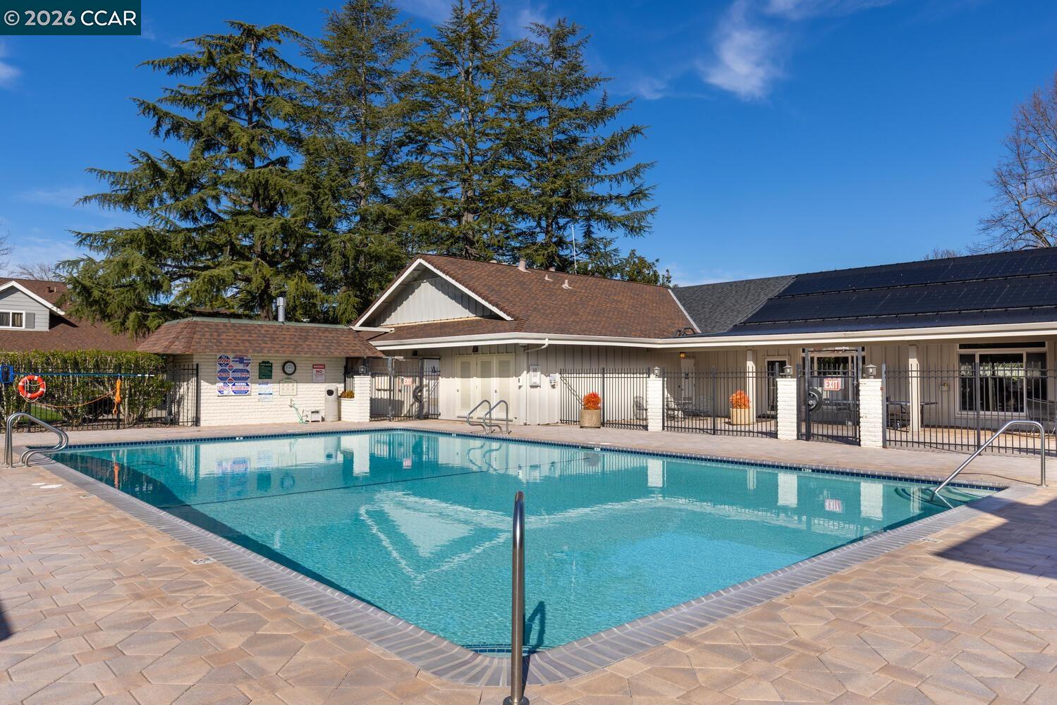 183 Miramonte Dr