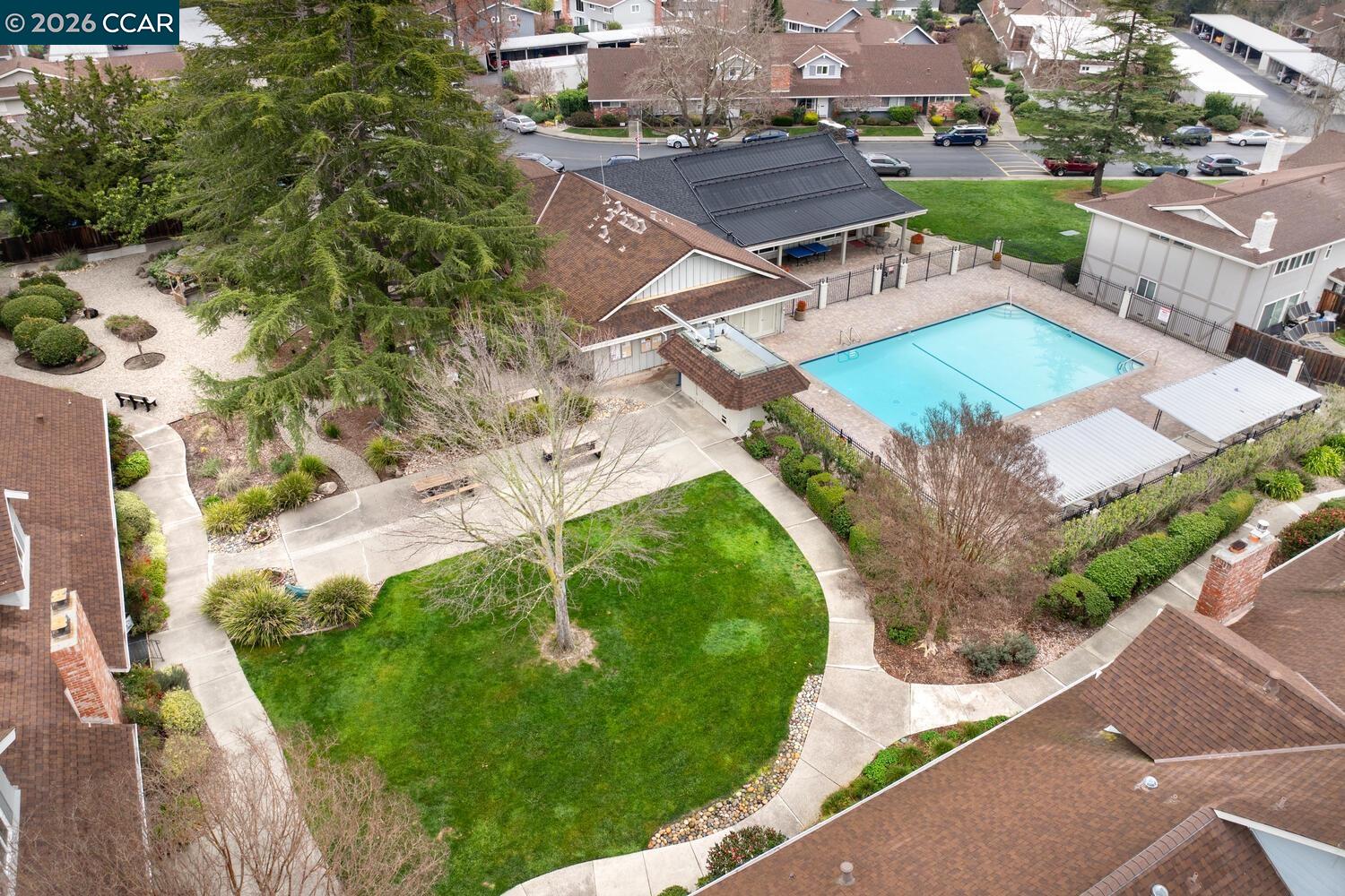 183 Miramonte Dr