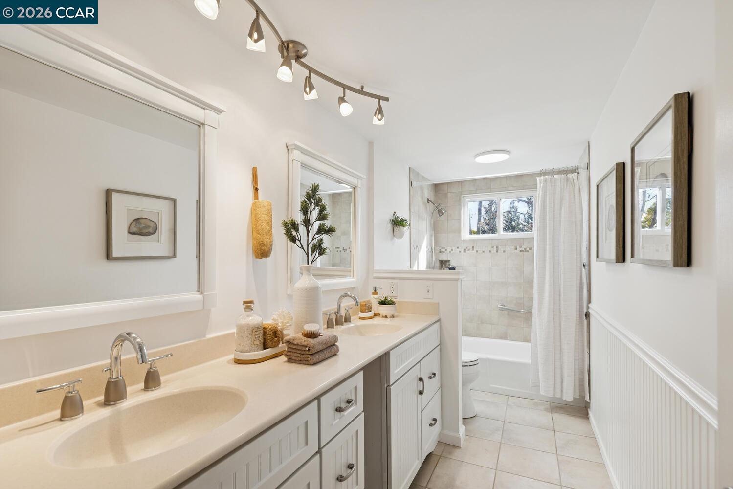 183 Miramonte Dr