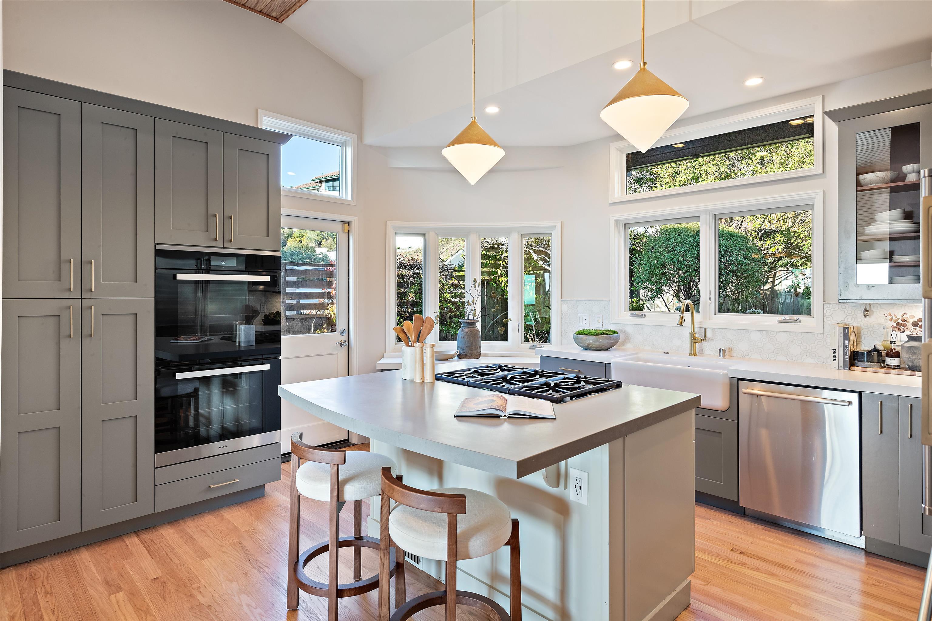 6189 Contra Costa Road