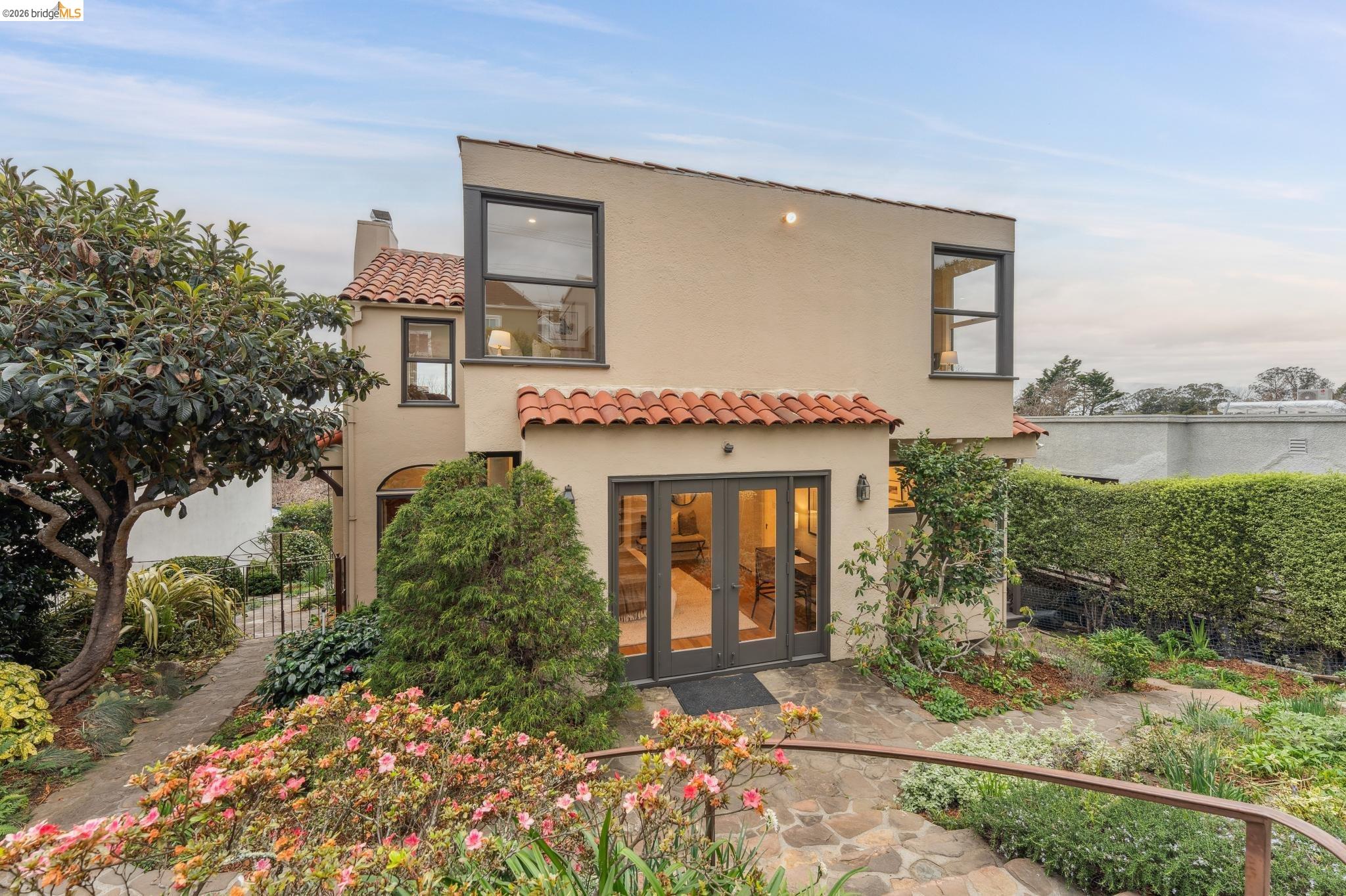 225 Arlington Ave.