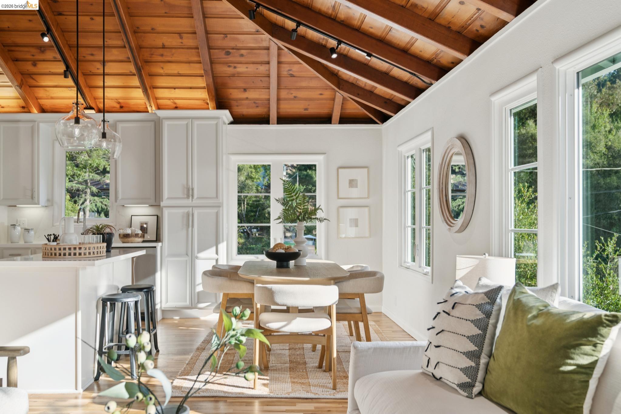 6308 Heather Ridge