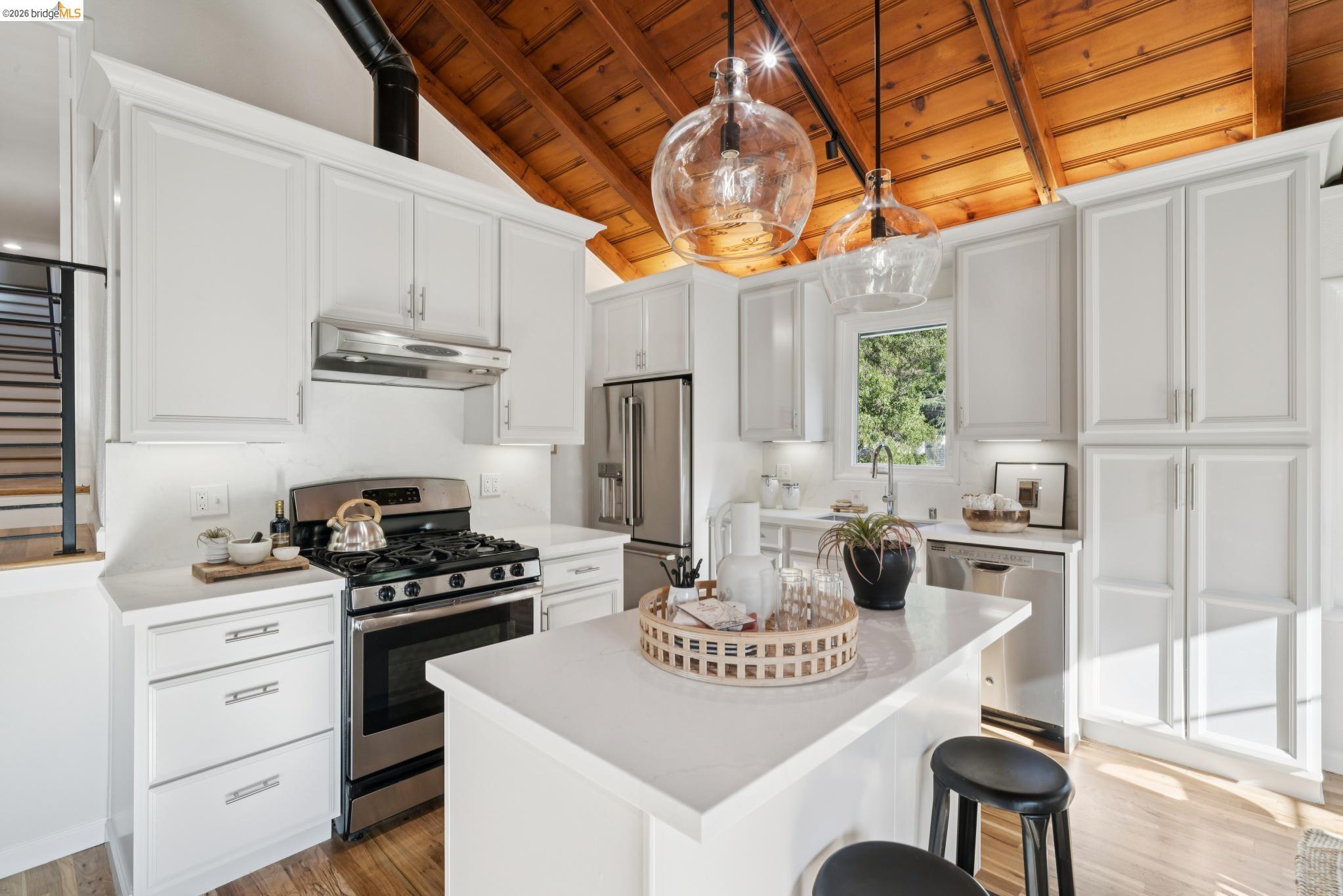 6308 Heather Ridge
