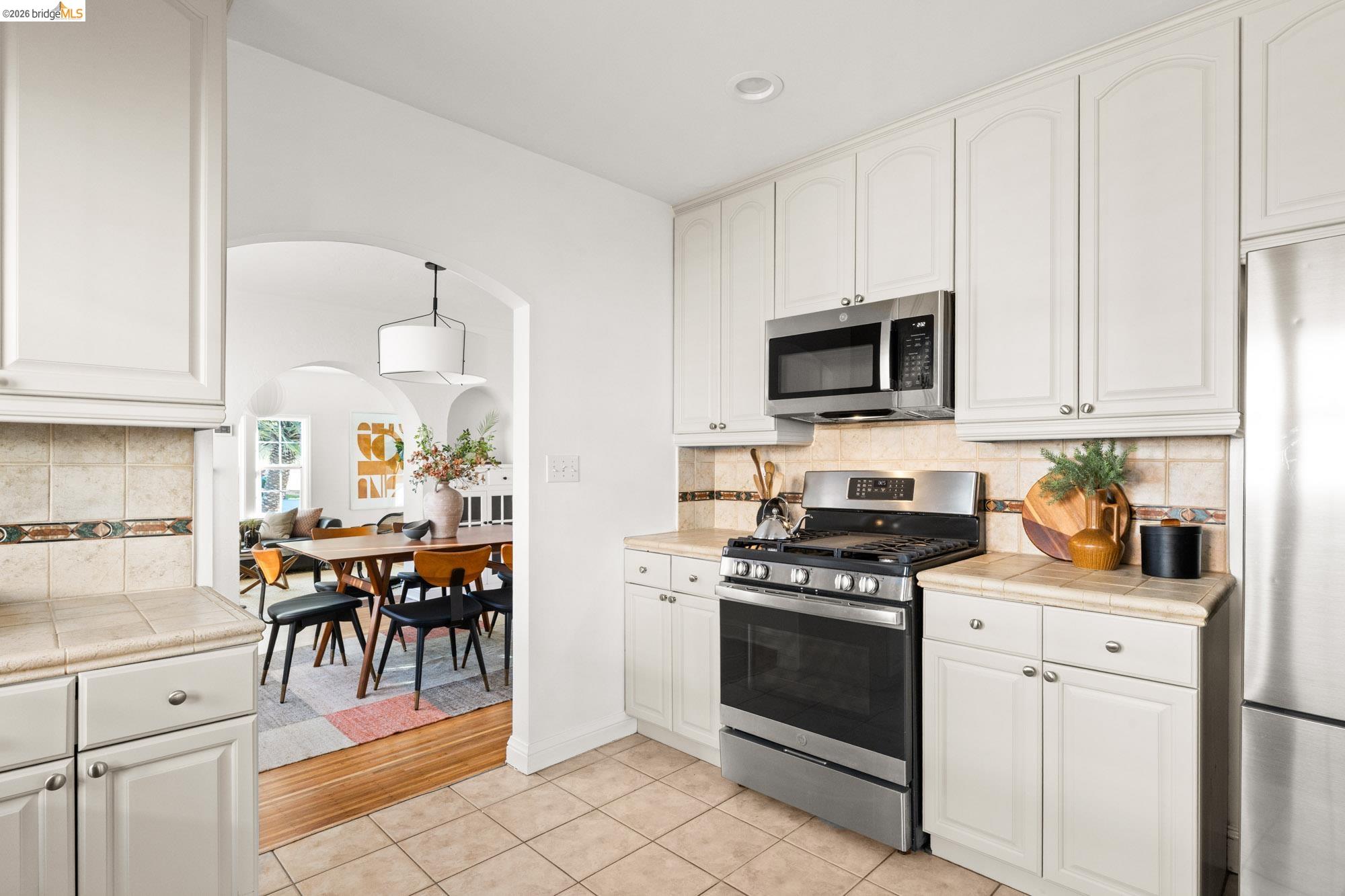 230 Belleview Dr