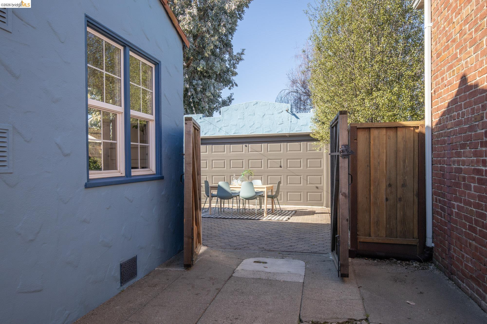 230 Belleview Dr