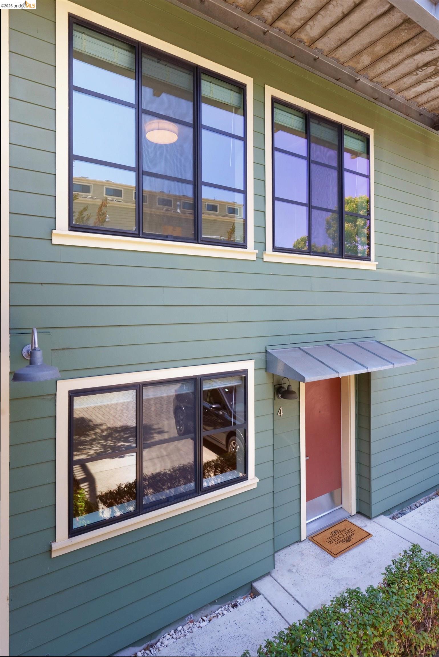 1565 32nd Street # 4