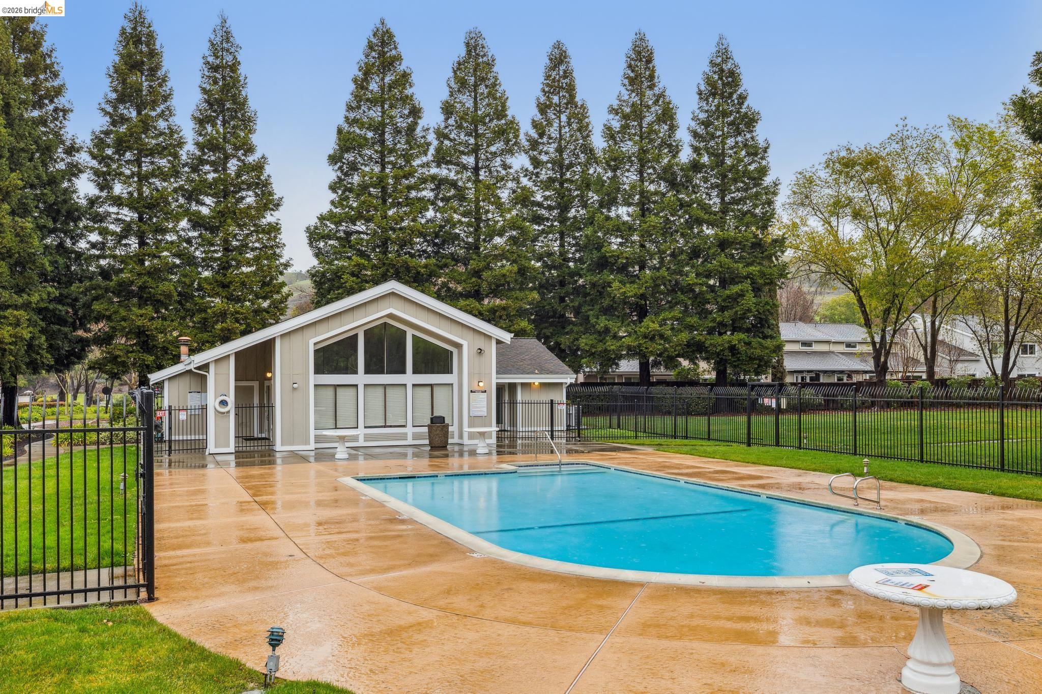 2090 Shady Creek Pl.
