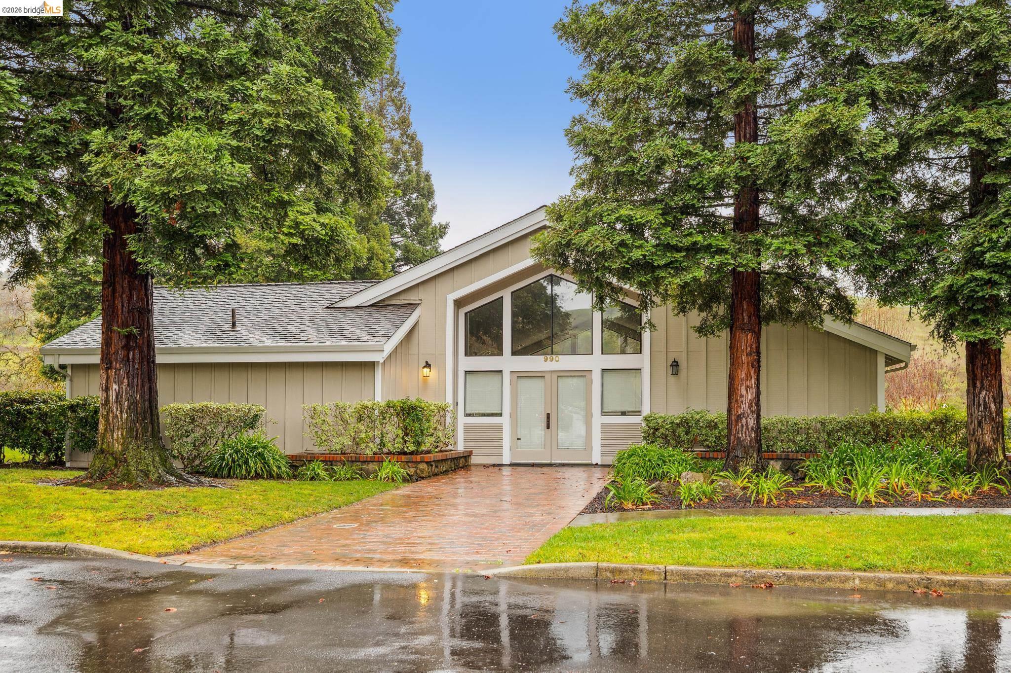 2090 Shady Creek Pl.