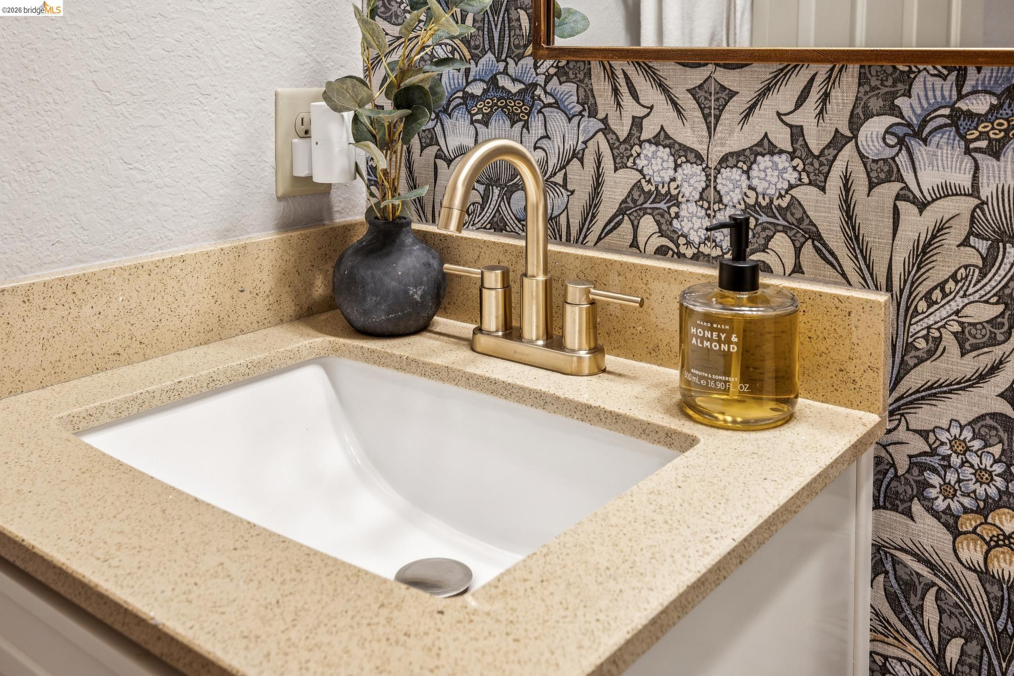 2090 Shady Creek Pl.