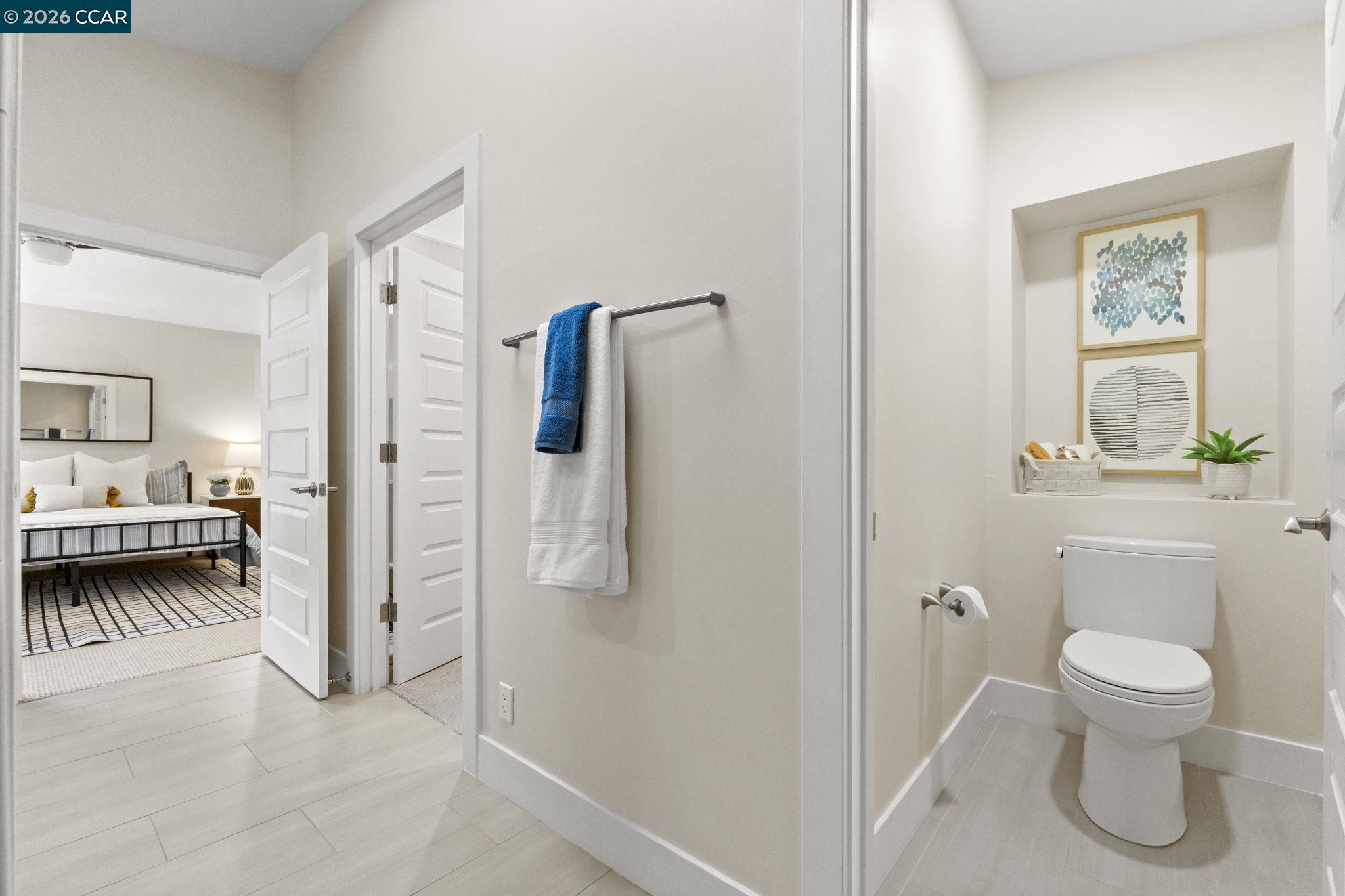 6165 Doncaster Pl