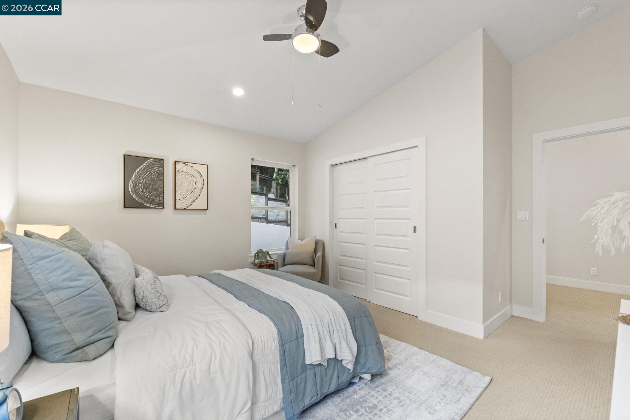 6165 Doncaster Pl