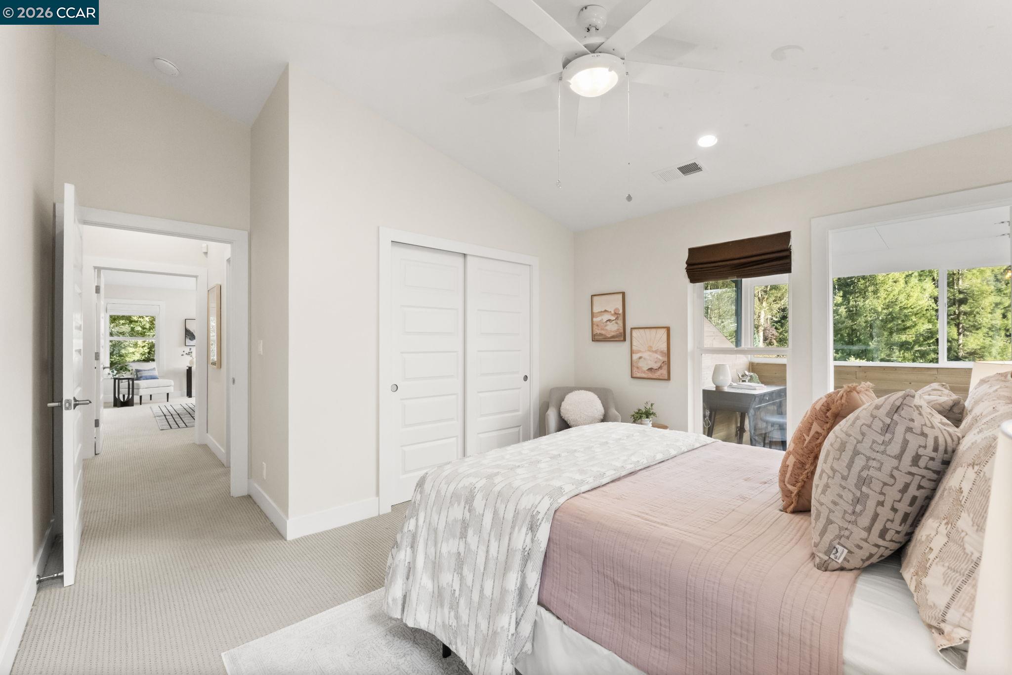 6165 Doncaster Pl
